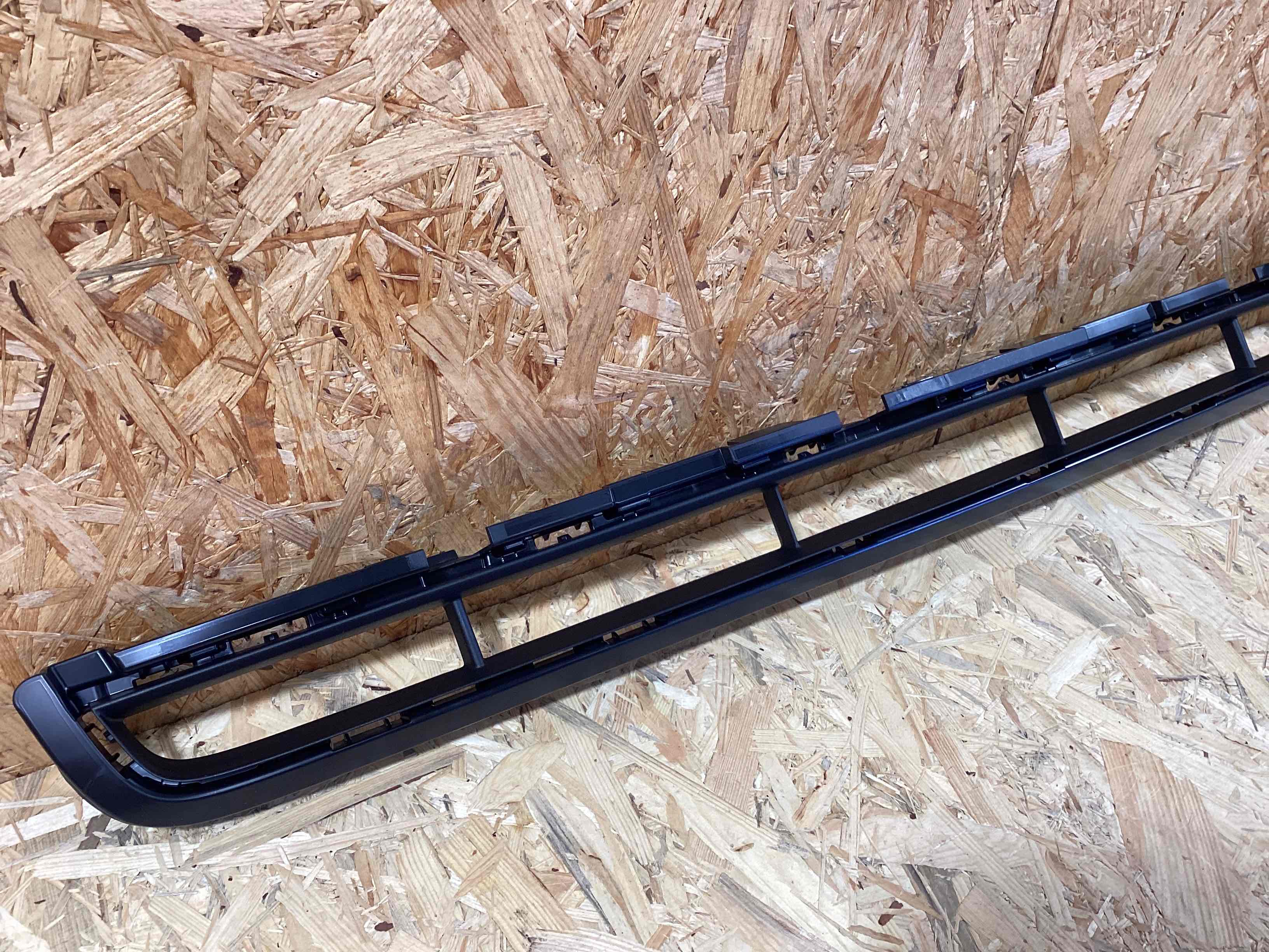 Заглушка, вставка (решетка) в бампер Porsche Panamera 270326-111