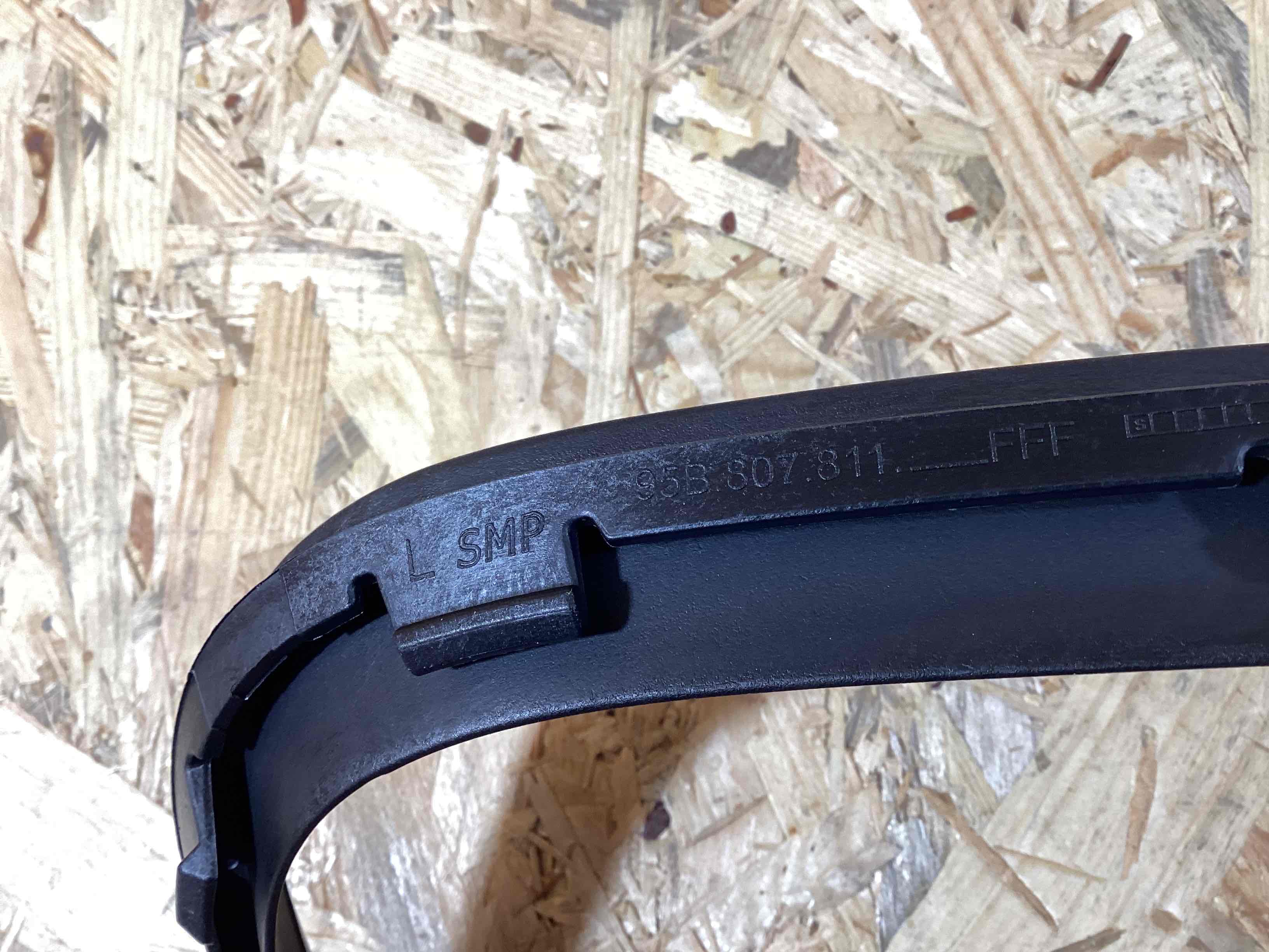 Заглушка, вставка (решетка) в бампер Porsche Macan 270326-112