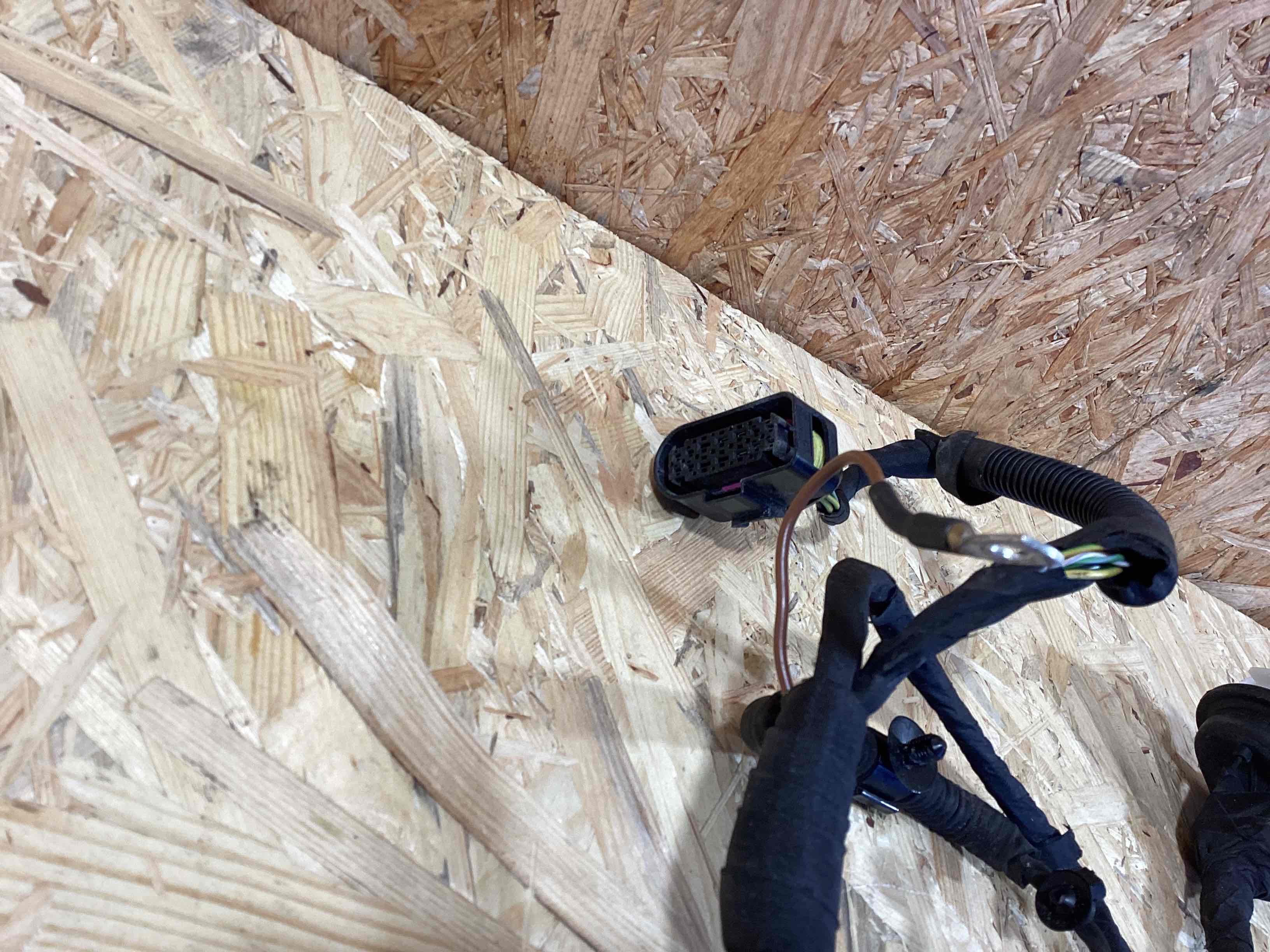 Электропроводка (коса) Porsche Macan 270326-122