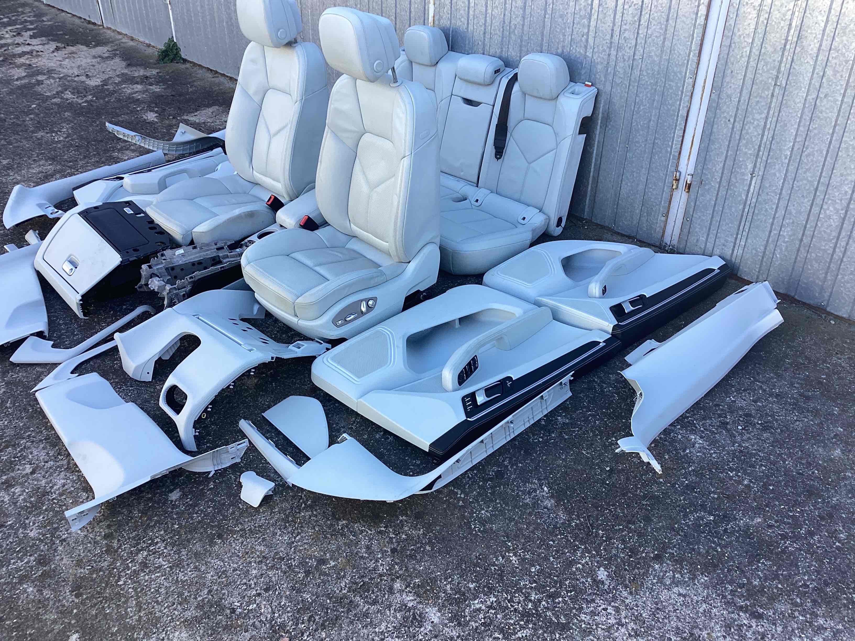 Салон (комплект сидений) Porsche Macan 270326-126