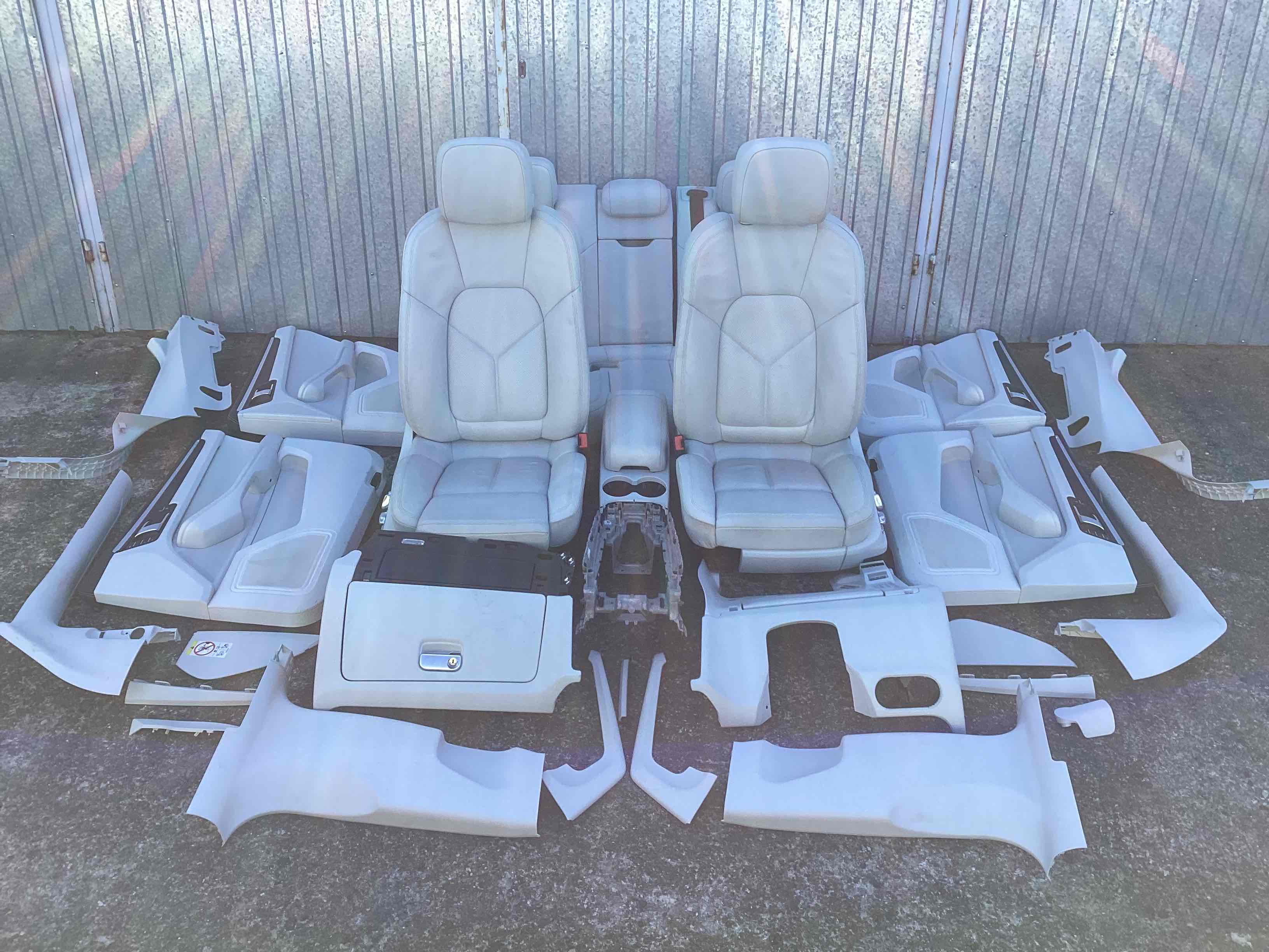 Салон (комплект сидений) Porsche Macan 270326-126