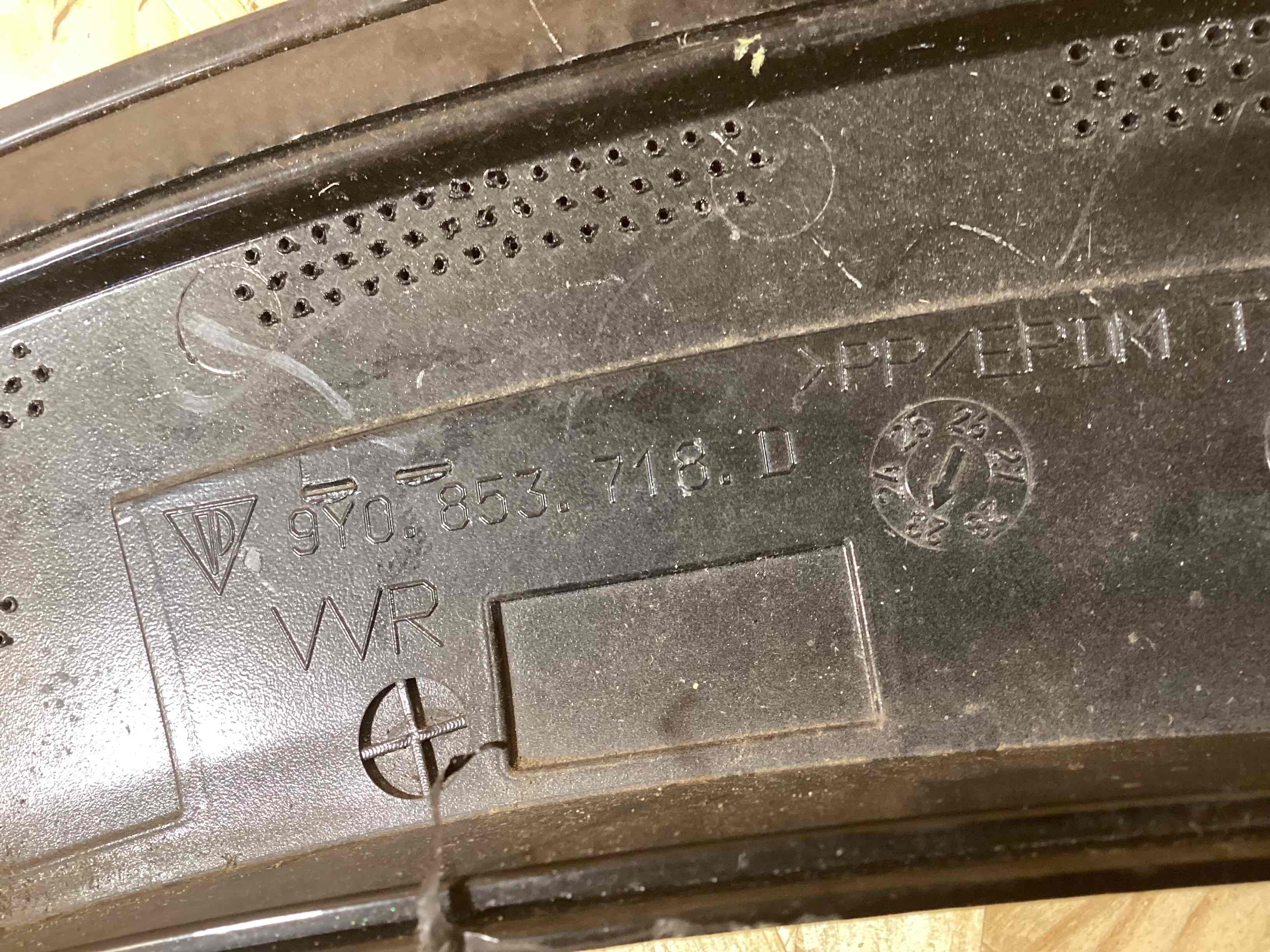 Молдинг арки, накладка на арку Porsche Cayenne 270426-114