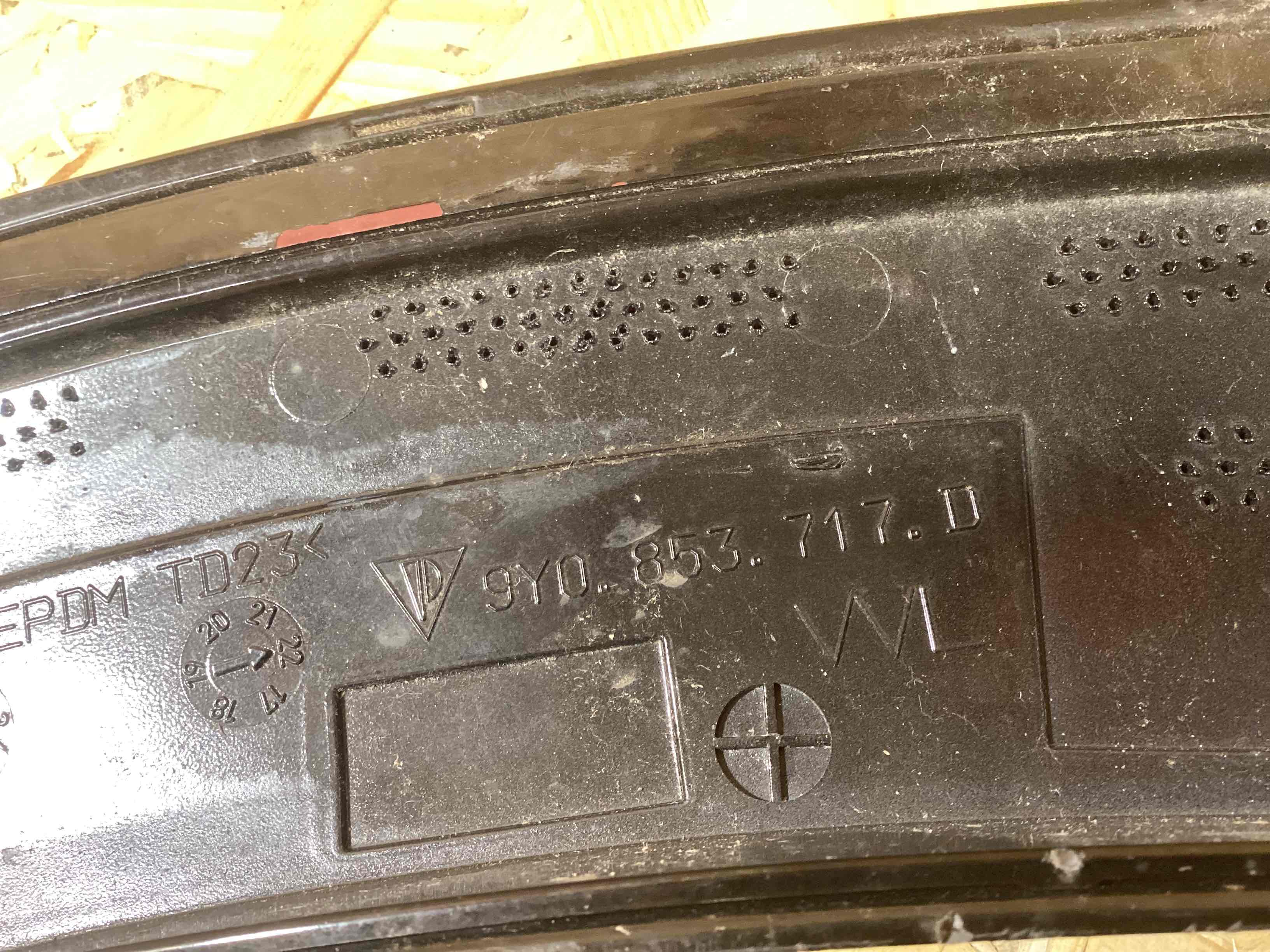 Молдинг арки, накладка на арку Porsche Cayenne 270426-115