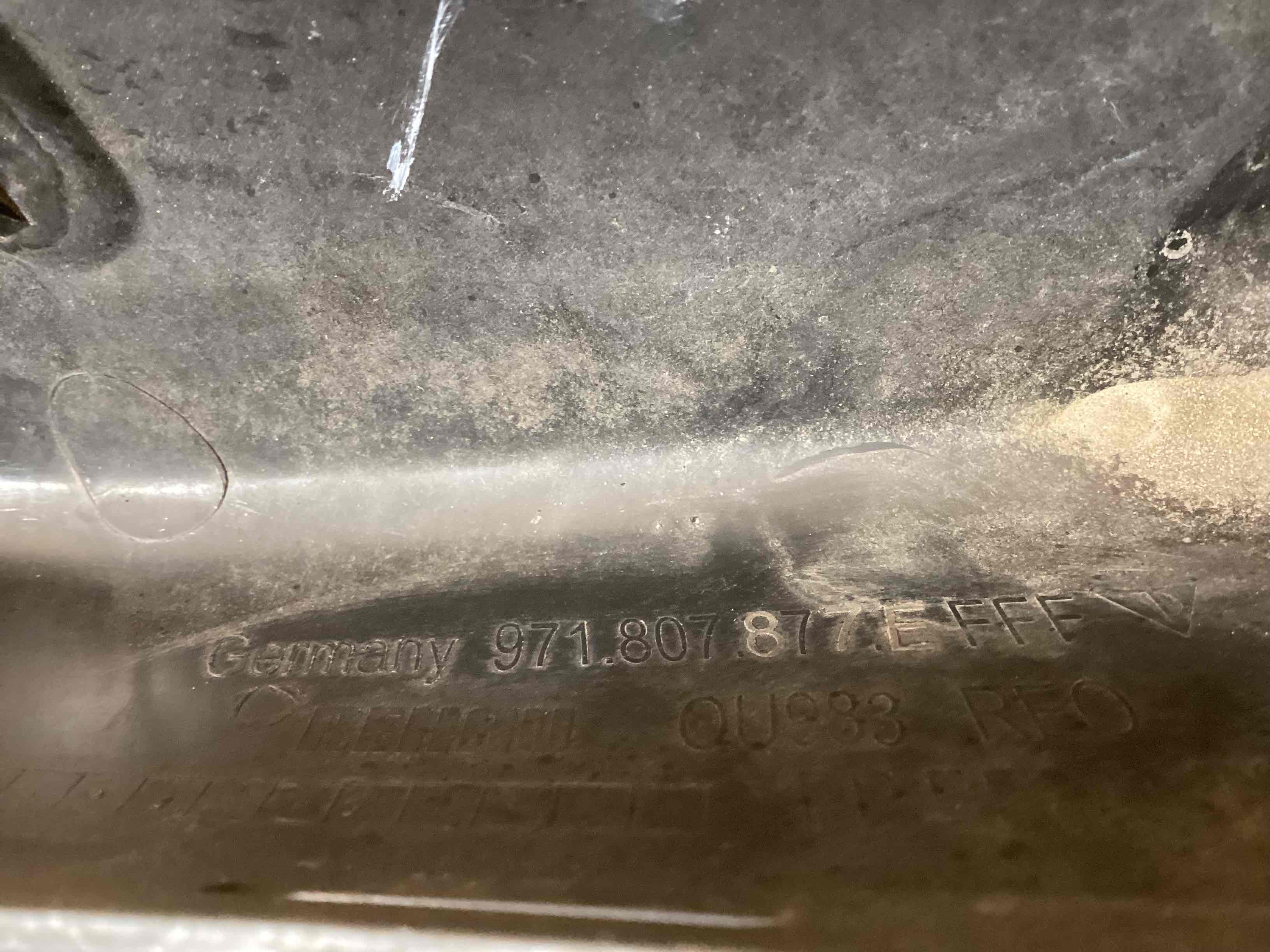 Заглушка, вставка (решетка) в бампер Porsche Panamera 270426-125