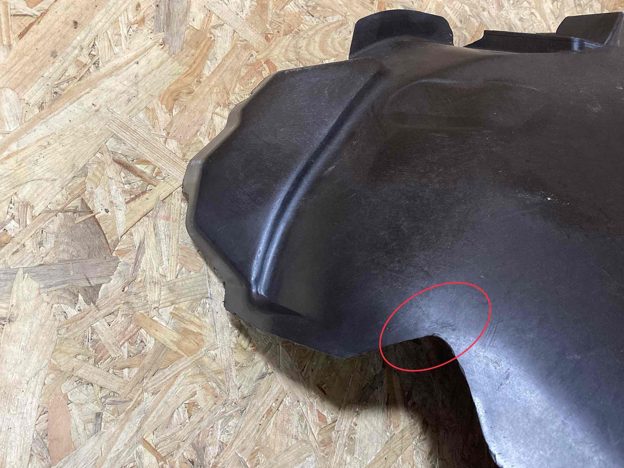 Защита арок задняя правая (подкрылок) Porsche 911 270526-120