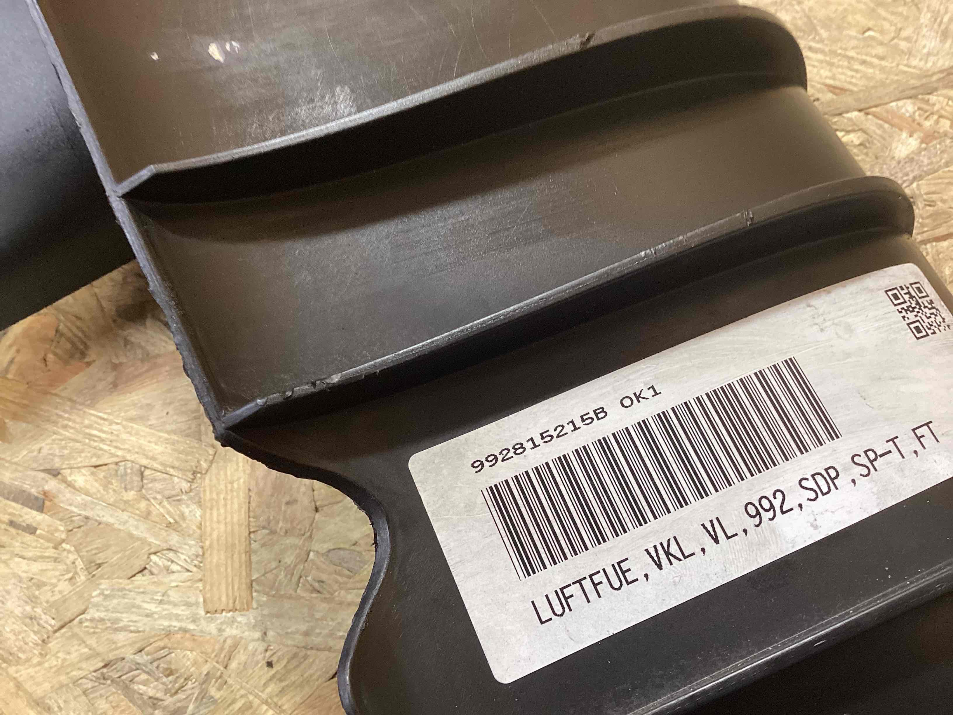 Воздуховод Porsche 911 270726-103