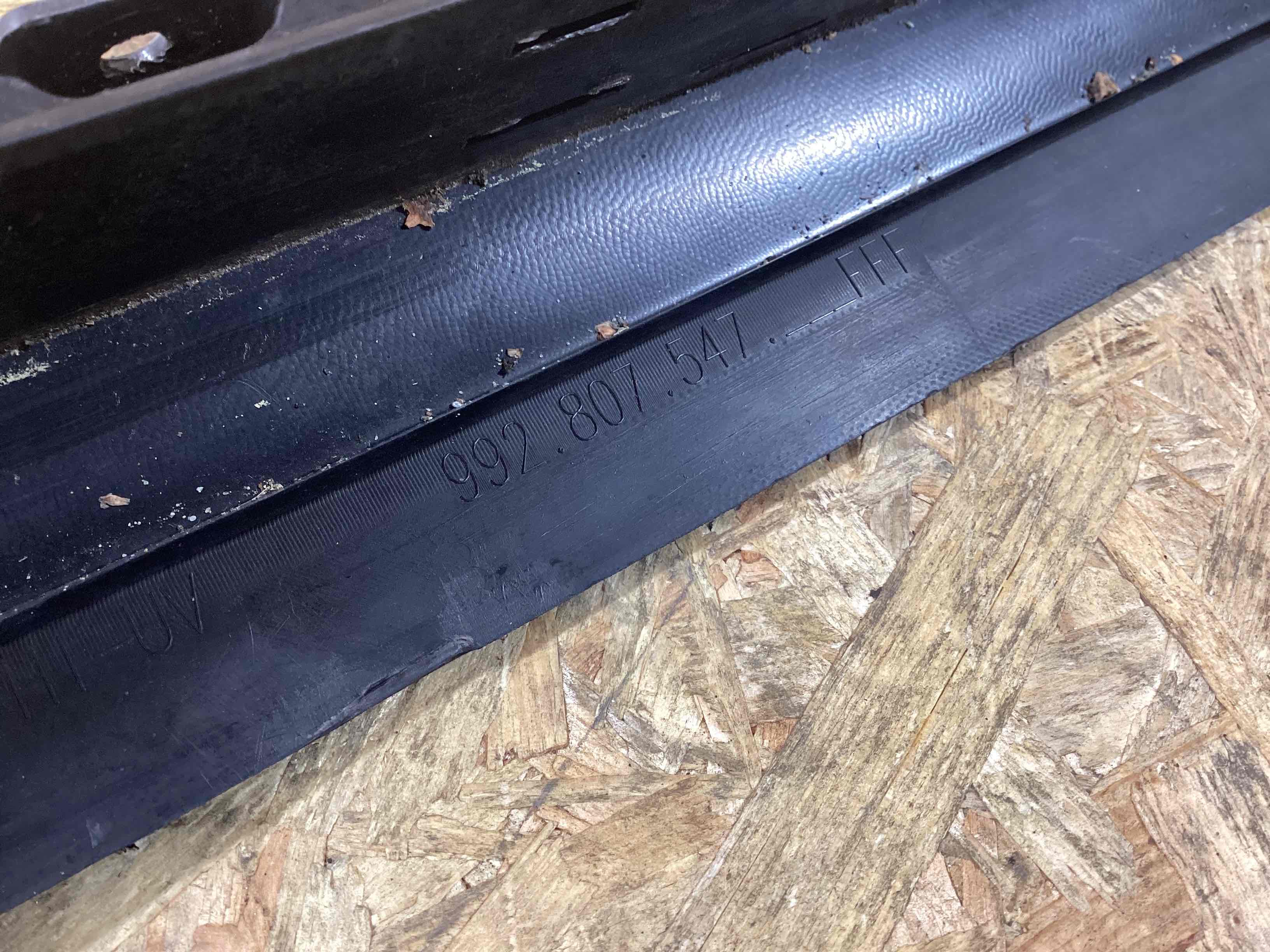 Накладка на бампер Porsche 911 270726-105