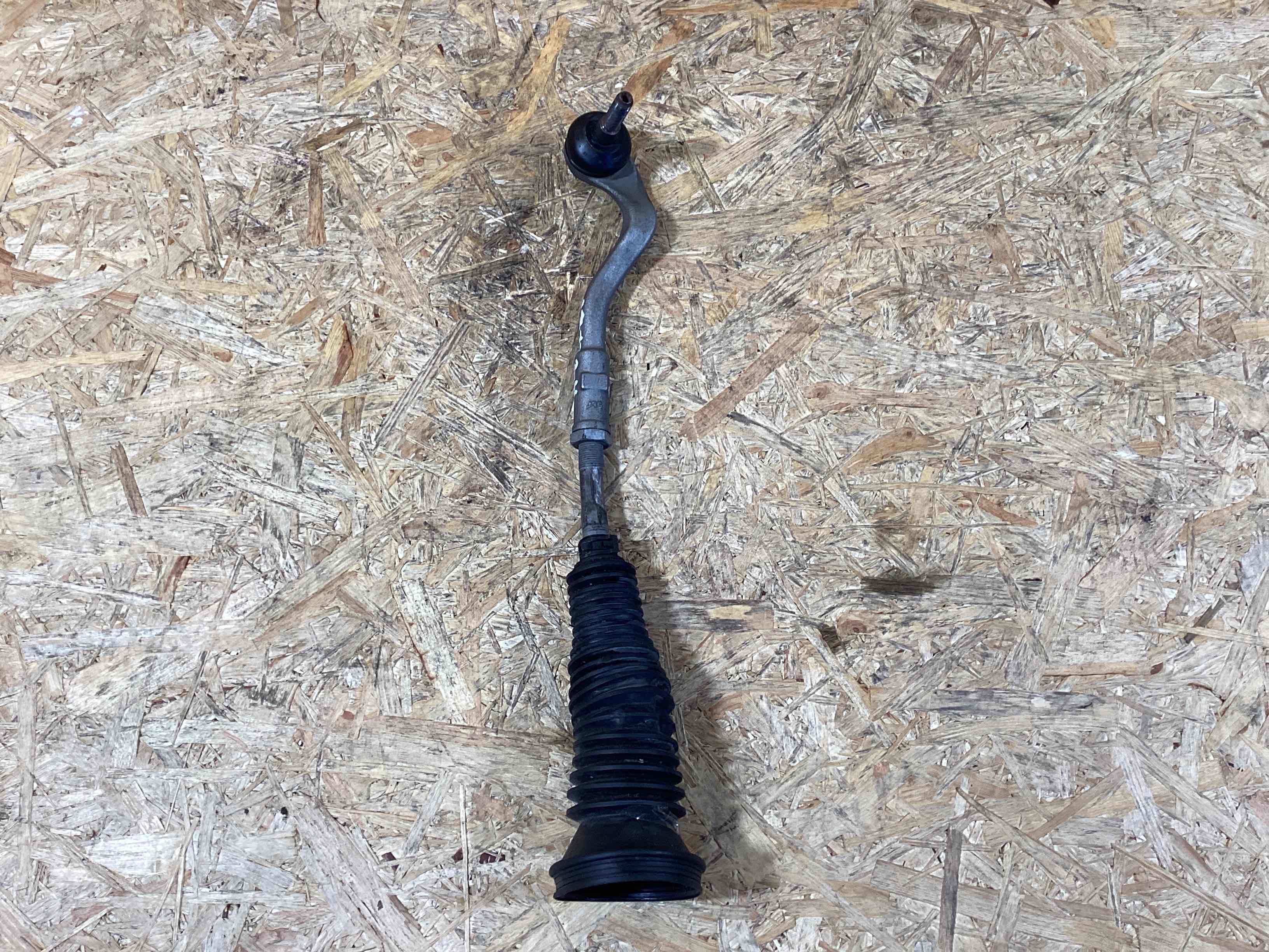 Наконечник рулевой Porsche Macan 271124-107