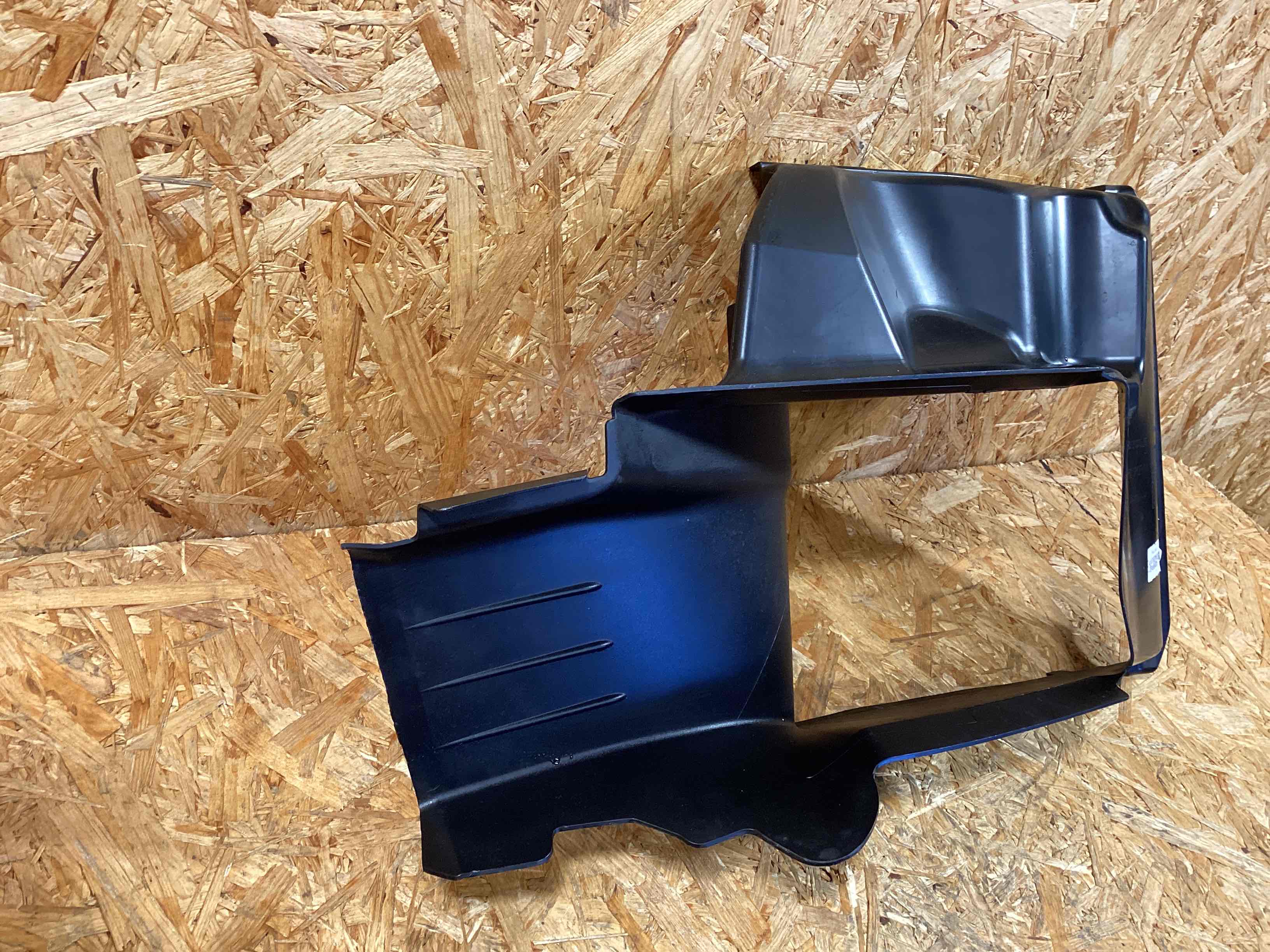 Воздуховод Porsche Cayman GT4 271125-105