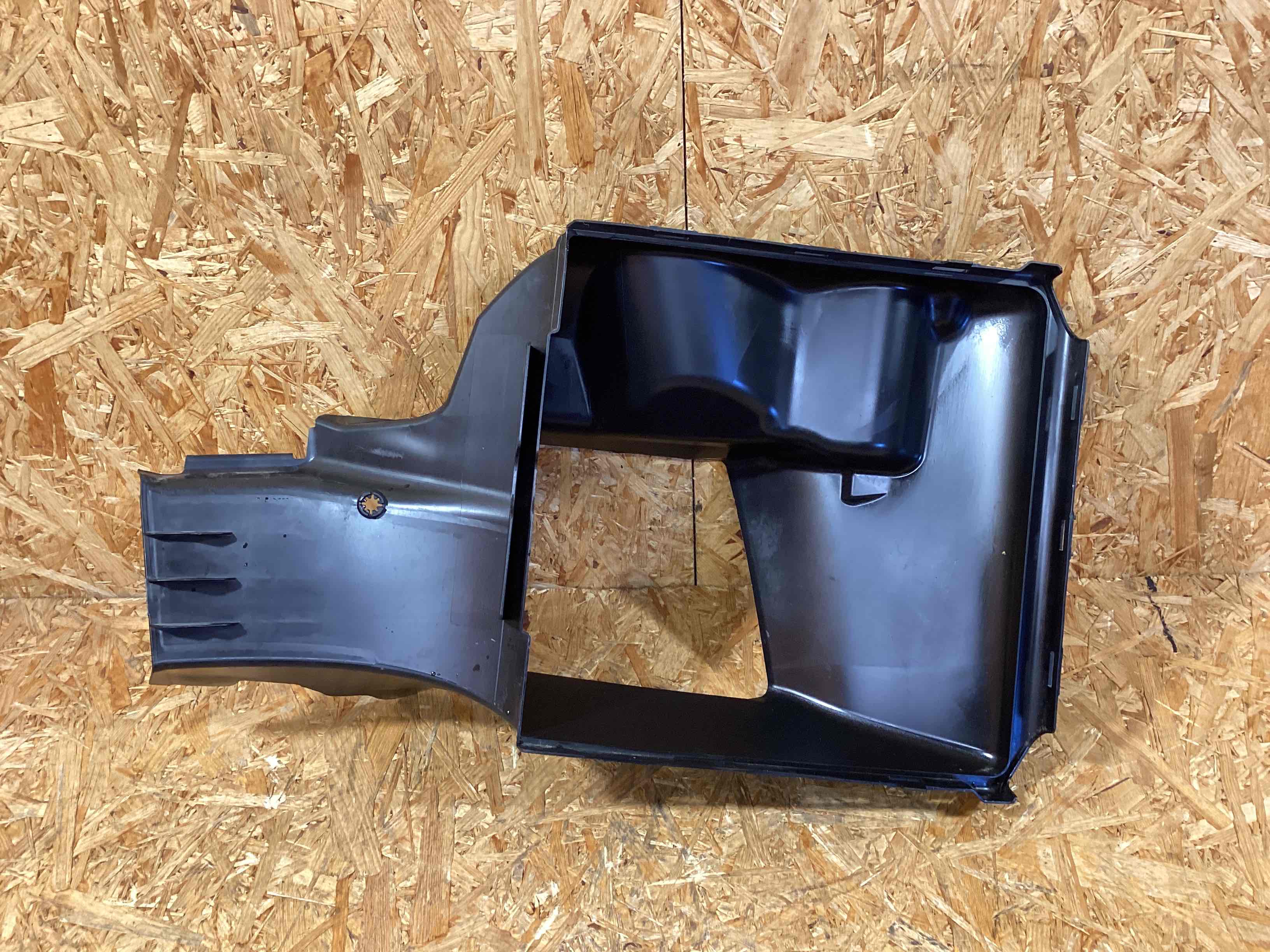 Воздуховод Porsche Cayman GT4 271125-106