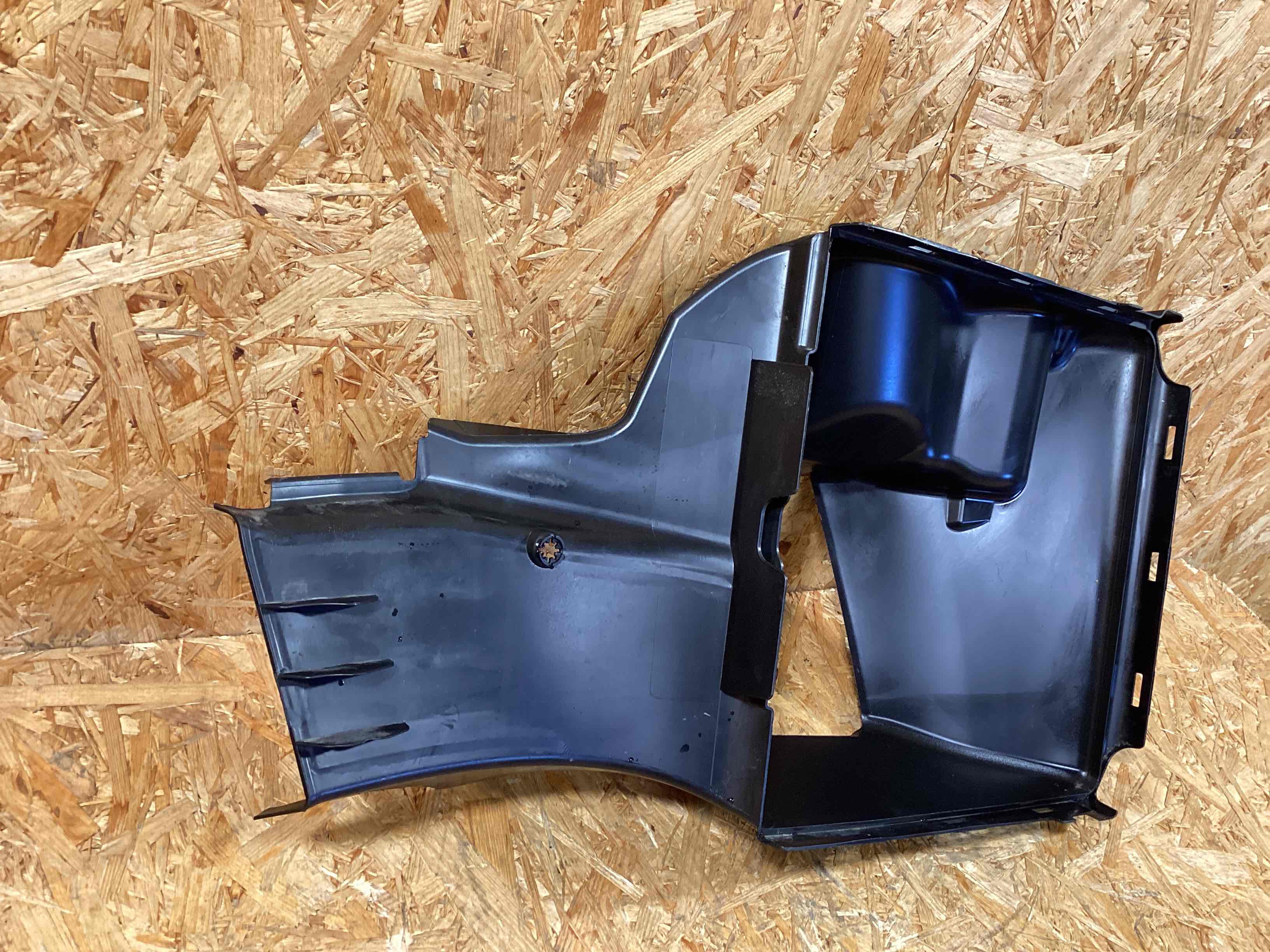 Воздуховод Porsche Cayman GT4 271125-106