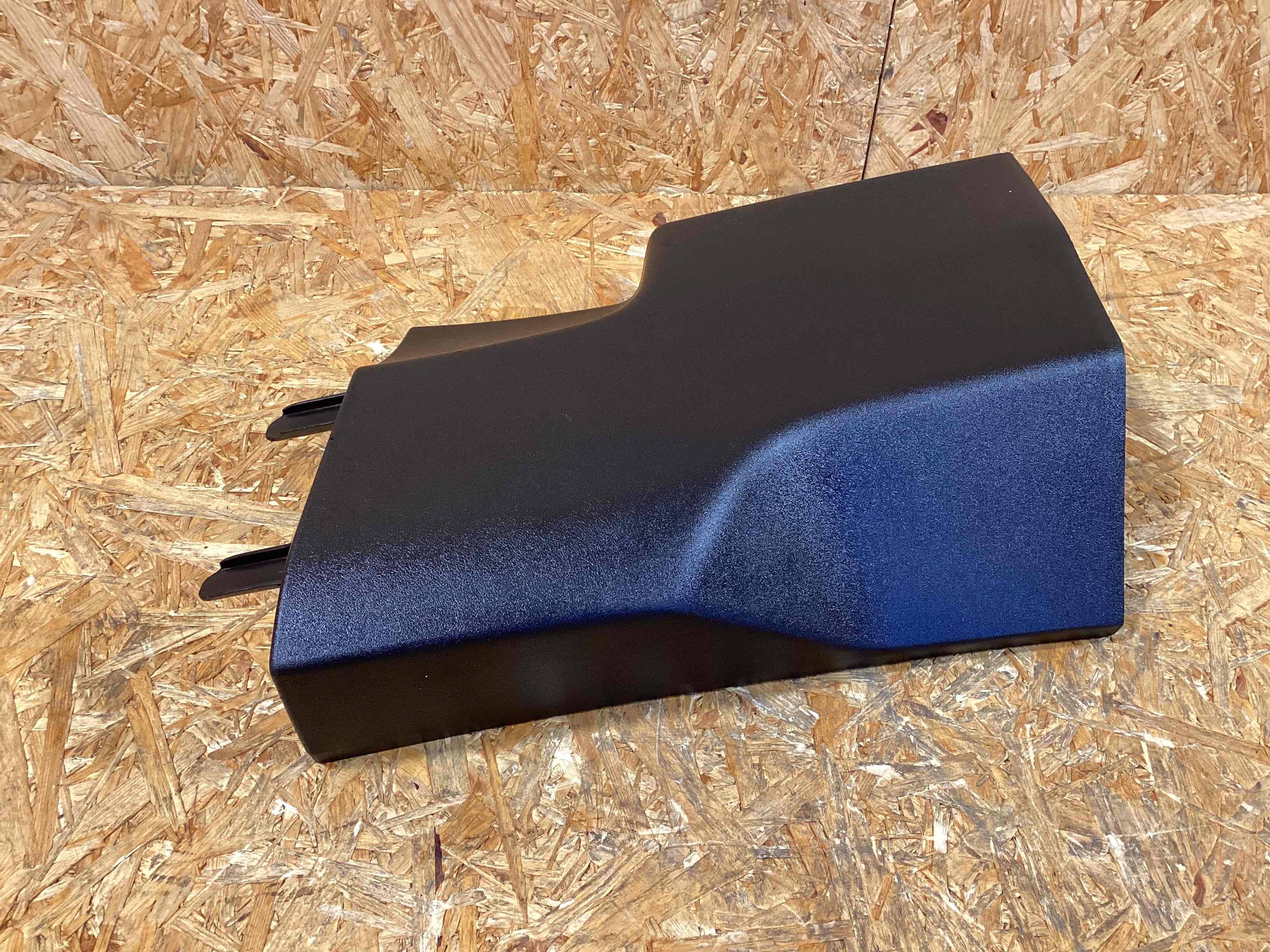 Обшивка салона Porsche Taycan 271125-108