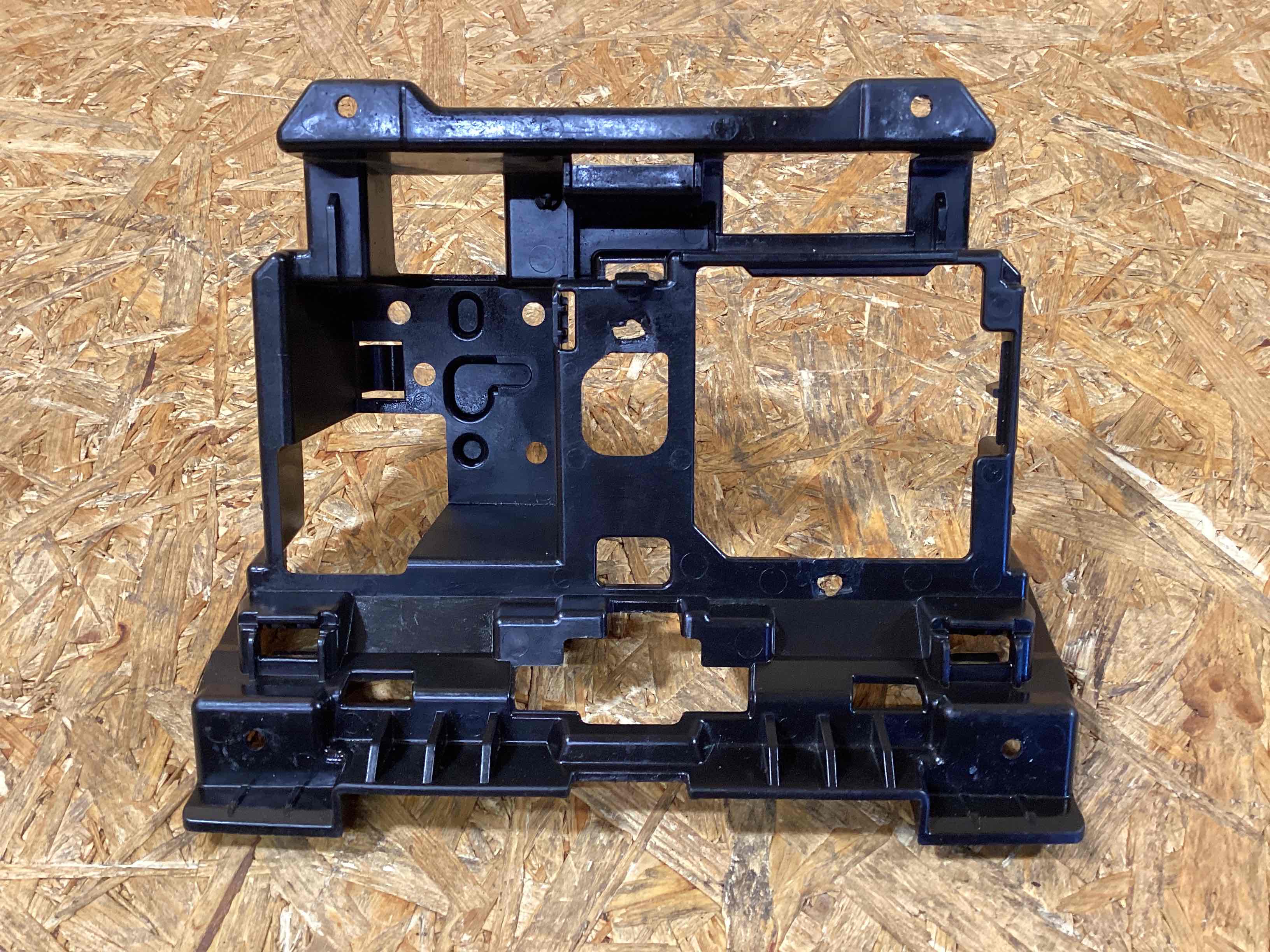 Крепление, кронштейн Porsche 911 271125-109