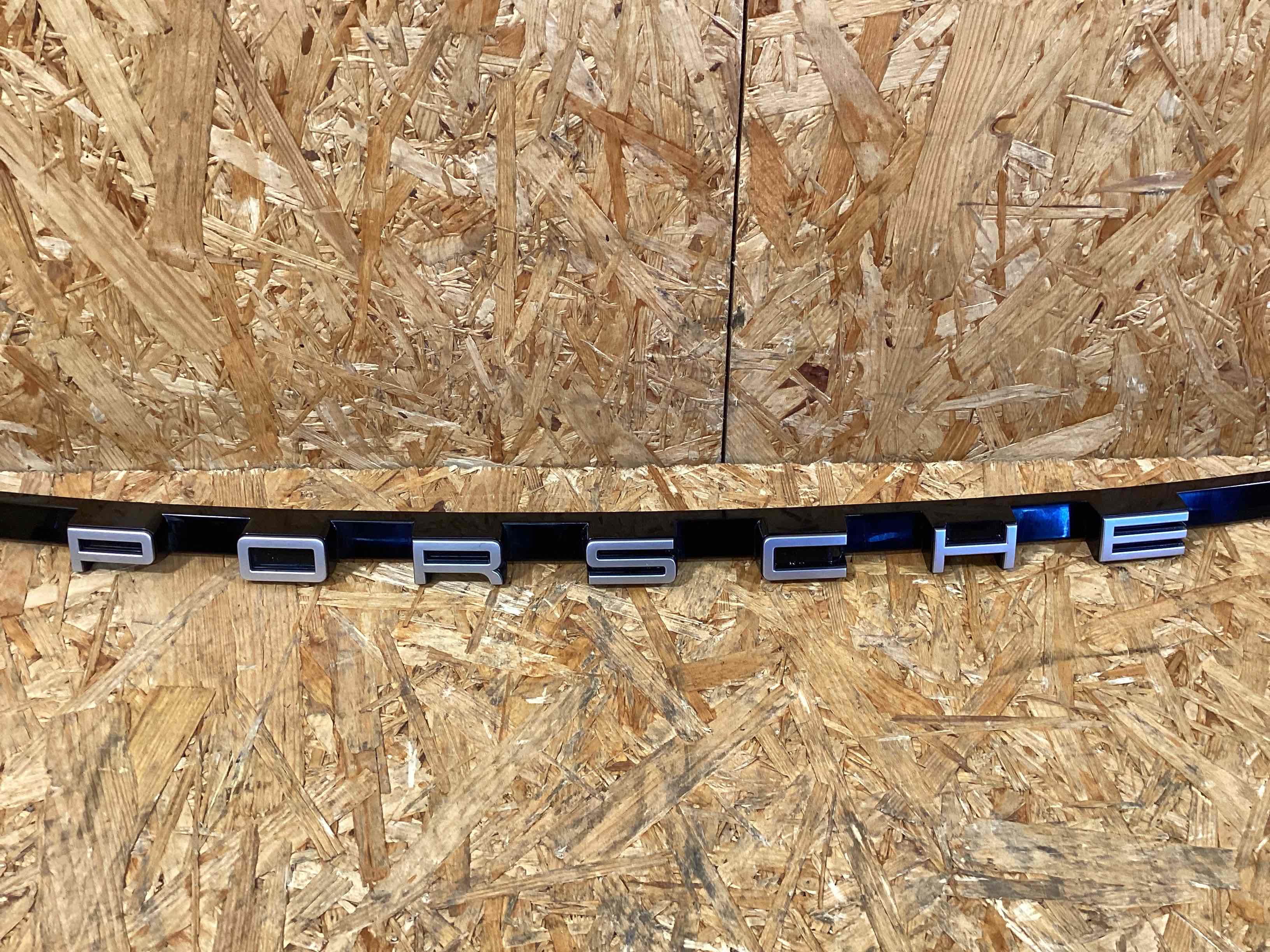 Молдинг двери багажника, крышки багажника, задние молдинги кузова Porsche 911 271125-113