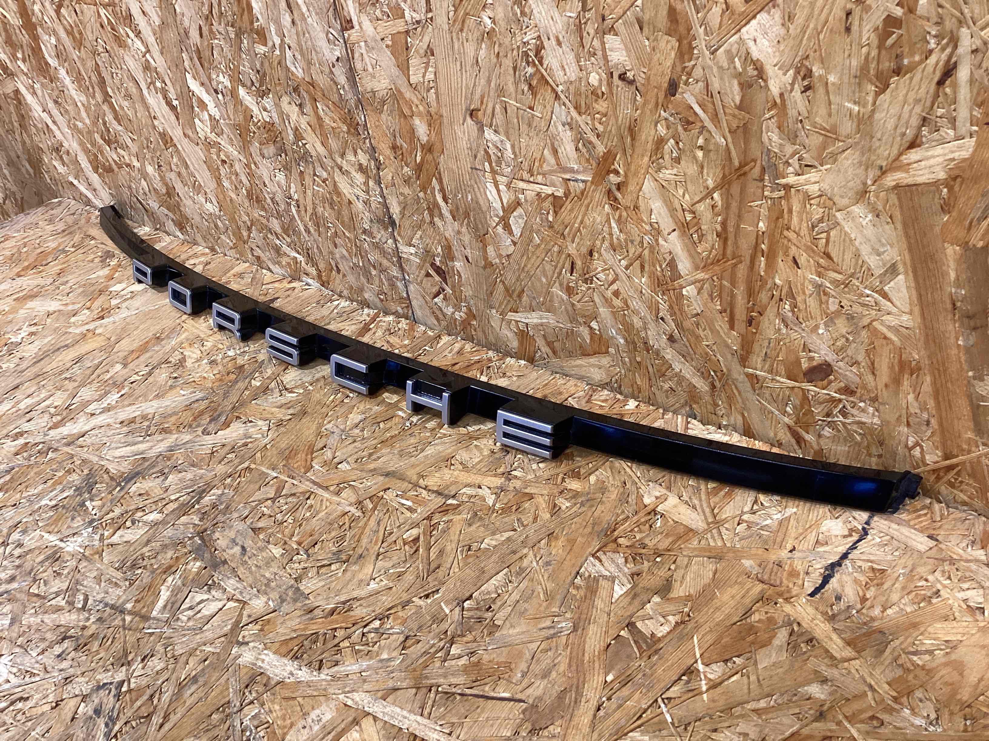 Молдинг двери багажника, крышки багажника, задние молдинги кузова Porsche 911 271125-113