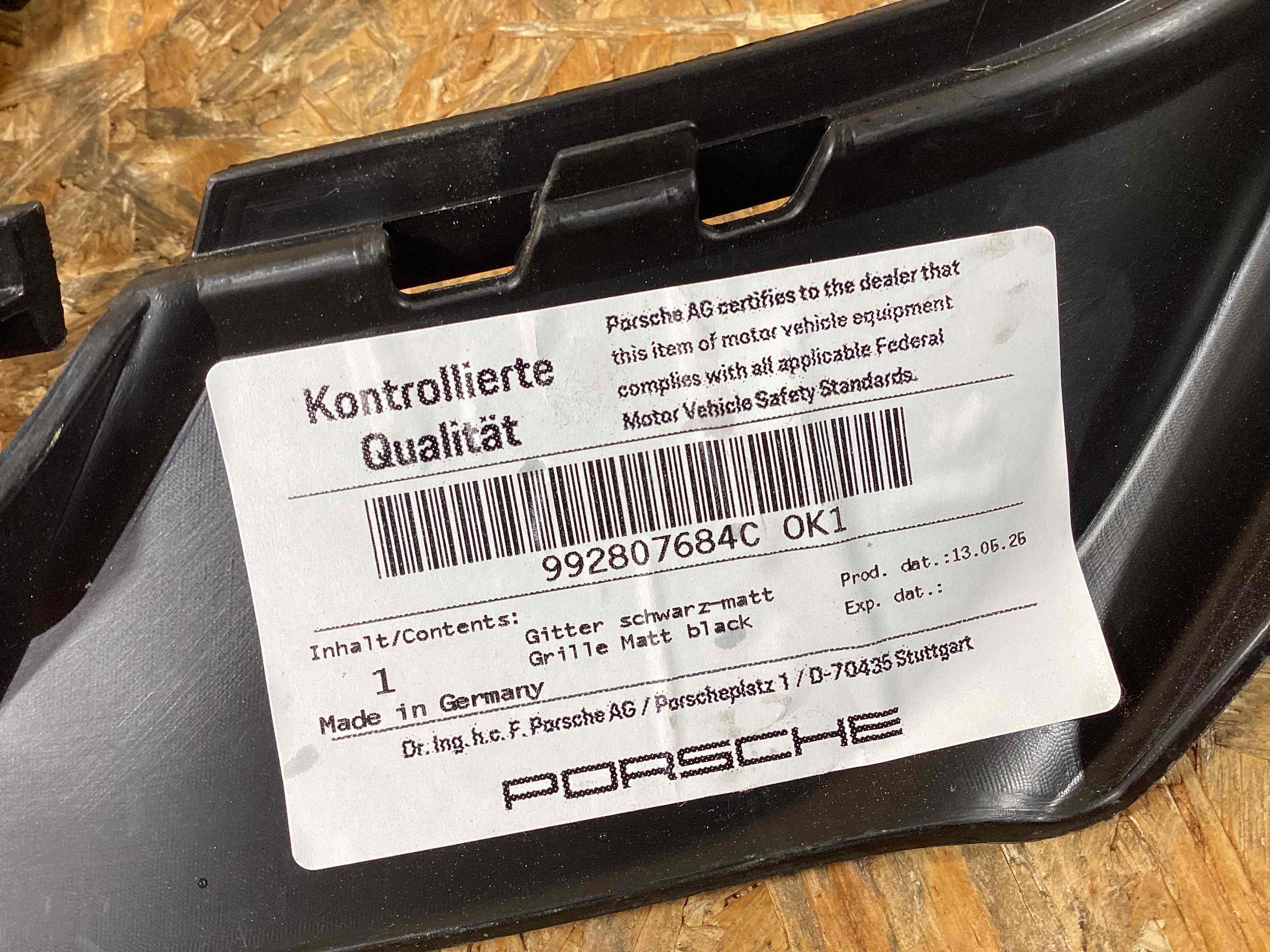 Заглушка, вставка (решетка) в бампер Porsche 911 271125-115