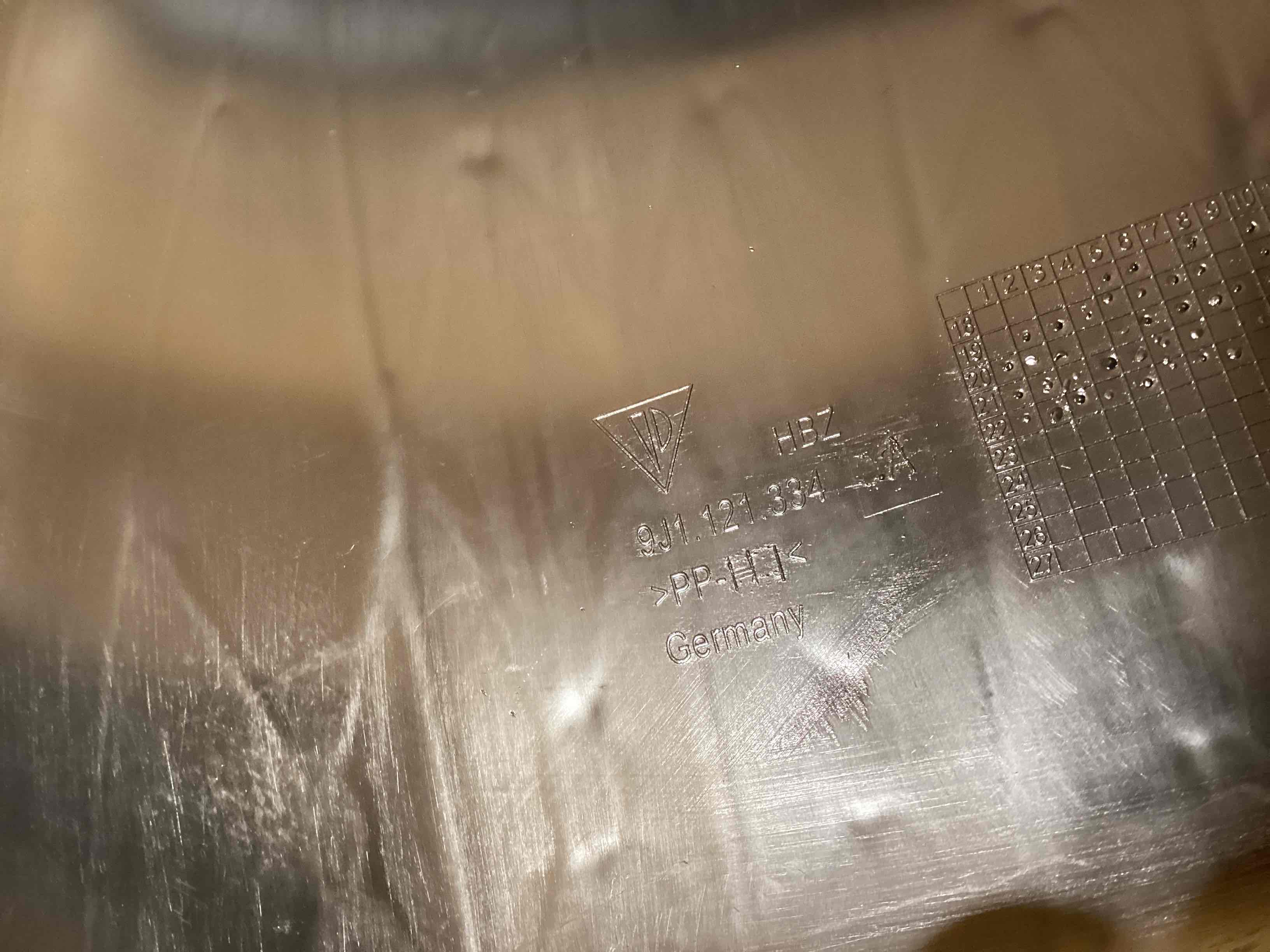 Воздуховод Porsche Taycan 271125-117