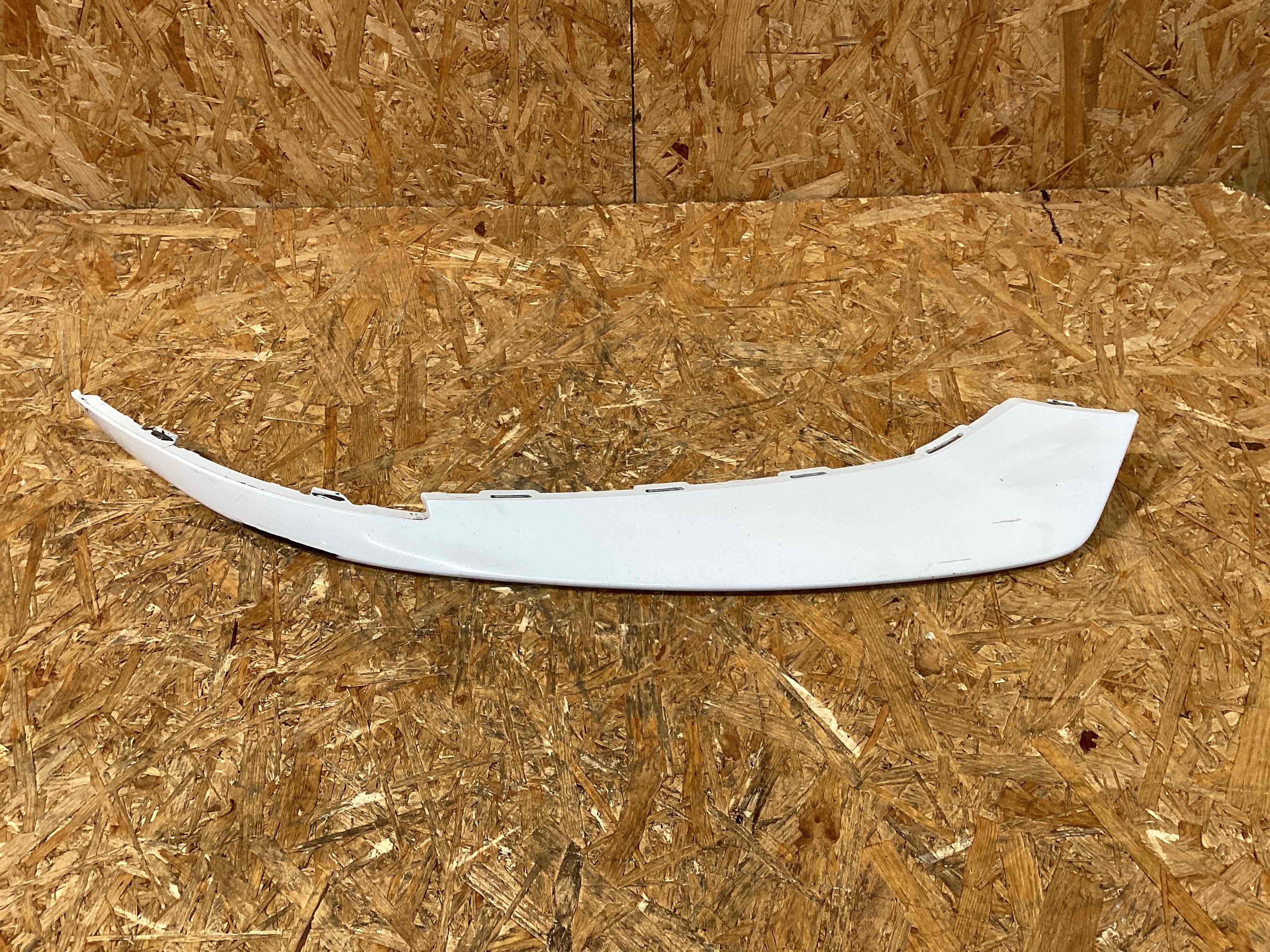 Заглушка, вставка (решетка) в бампер Porsche Taycan 271125-120