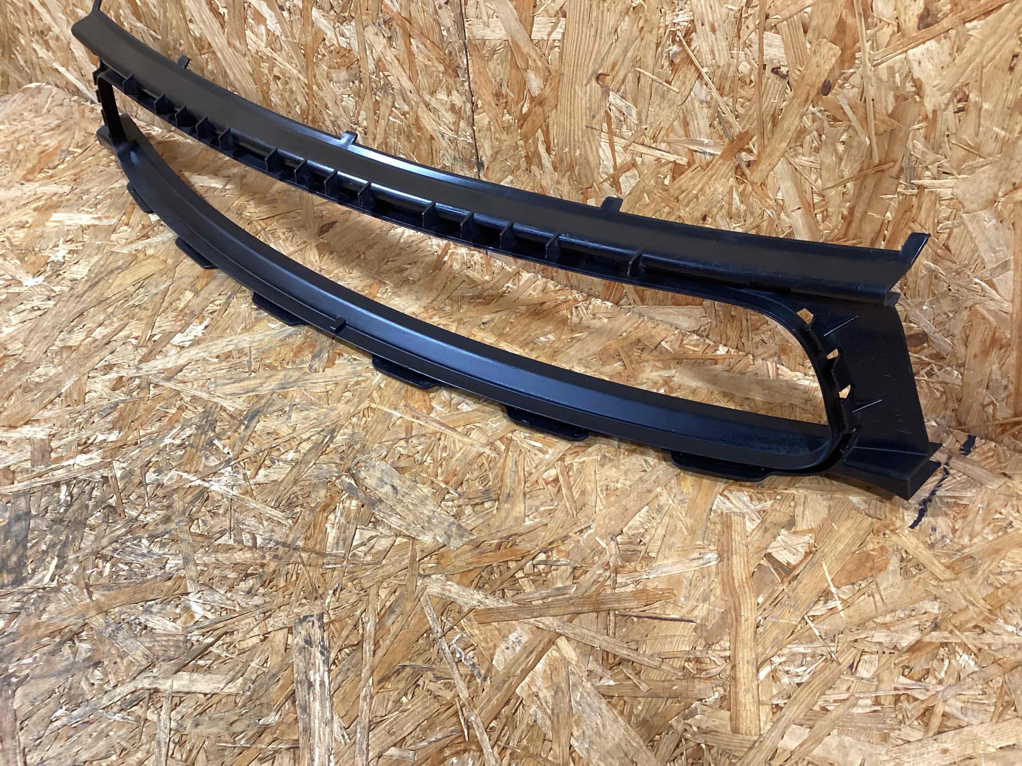 Заглушка, вставка (решетка) в бампер Porsche 911 271125-121