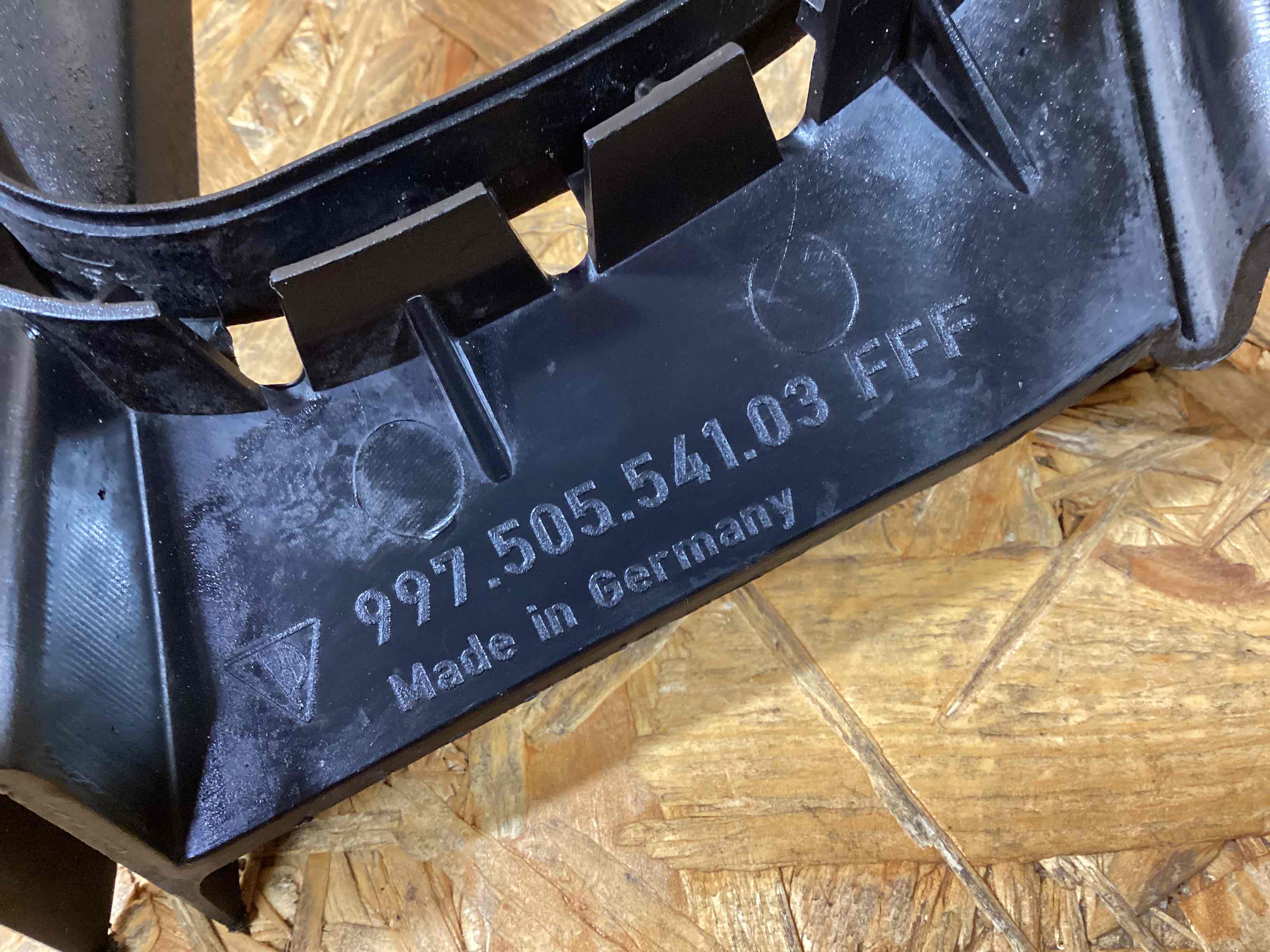 Заглушка, вставка (решетка) в бампер Porsche 911 271125-121