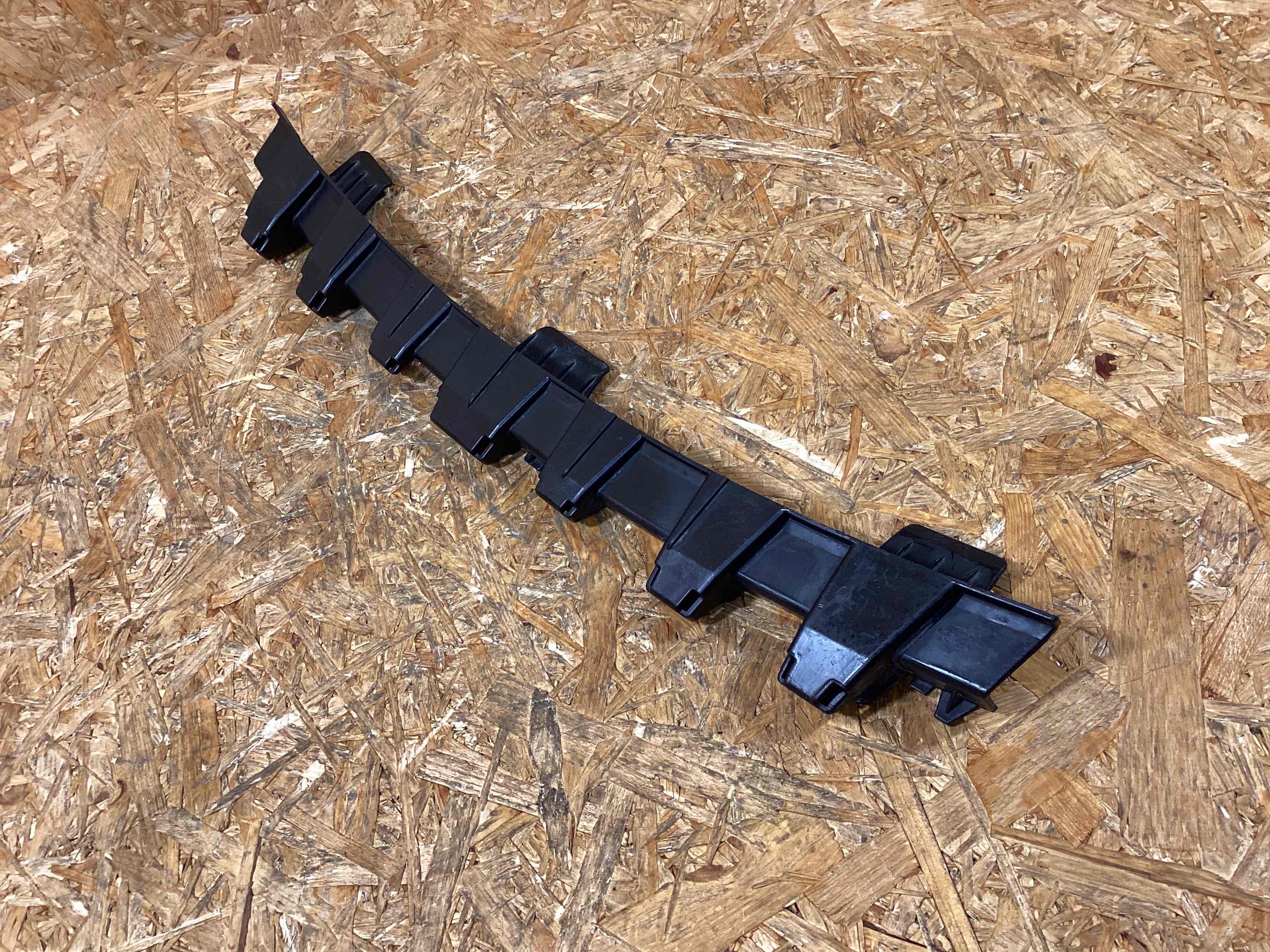 Крепление, кронштейн Porsche 911 271125-129