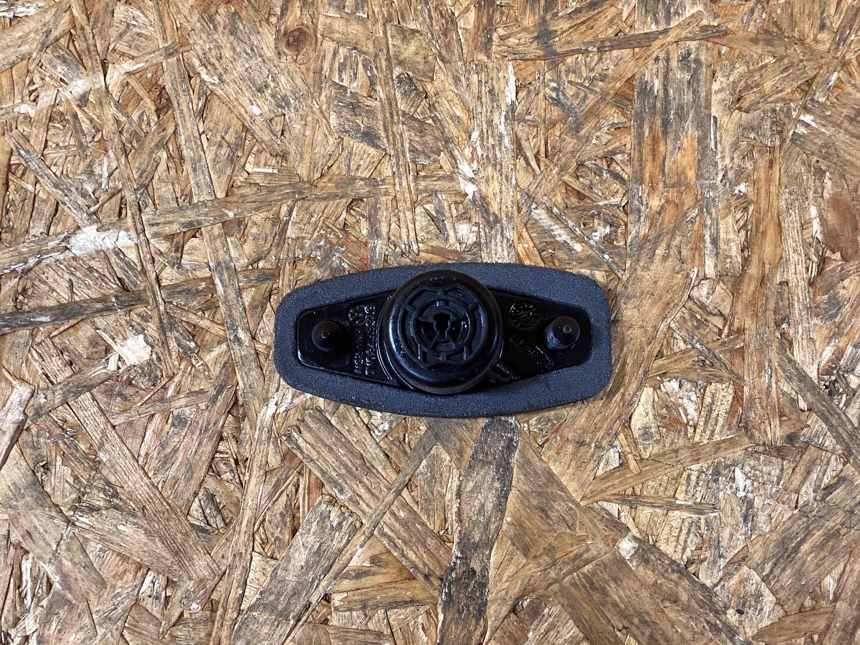 Крепление, кронштейн Porsche Macan 271125-134