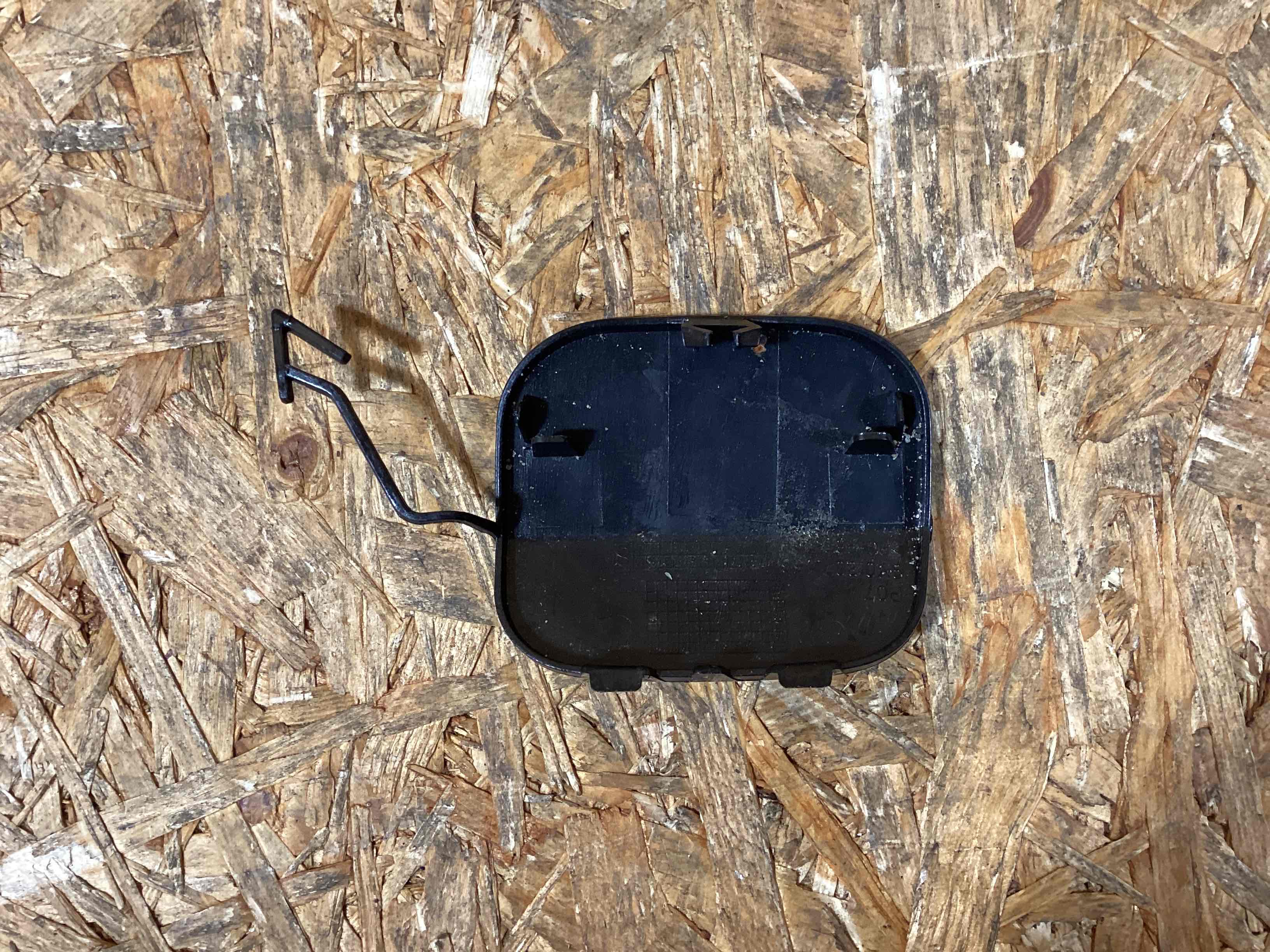 Заглушка, вставка (решетка) в бампер Porsche Cayenne 271125-137