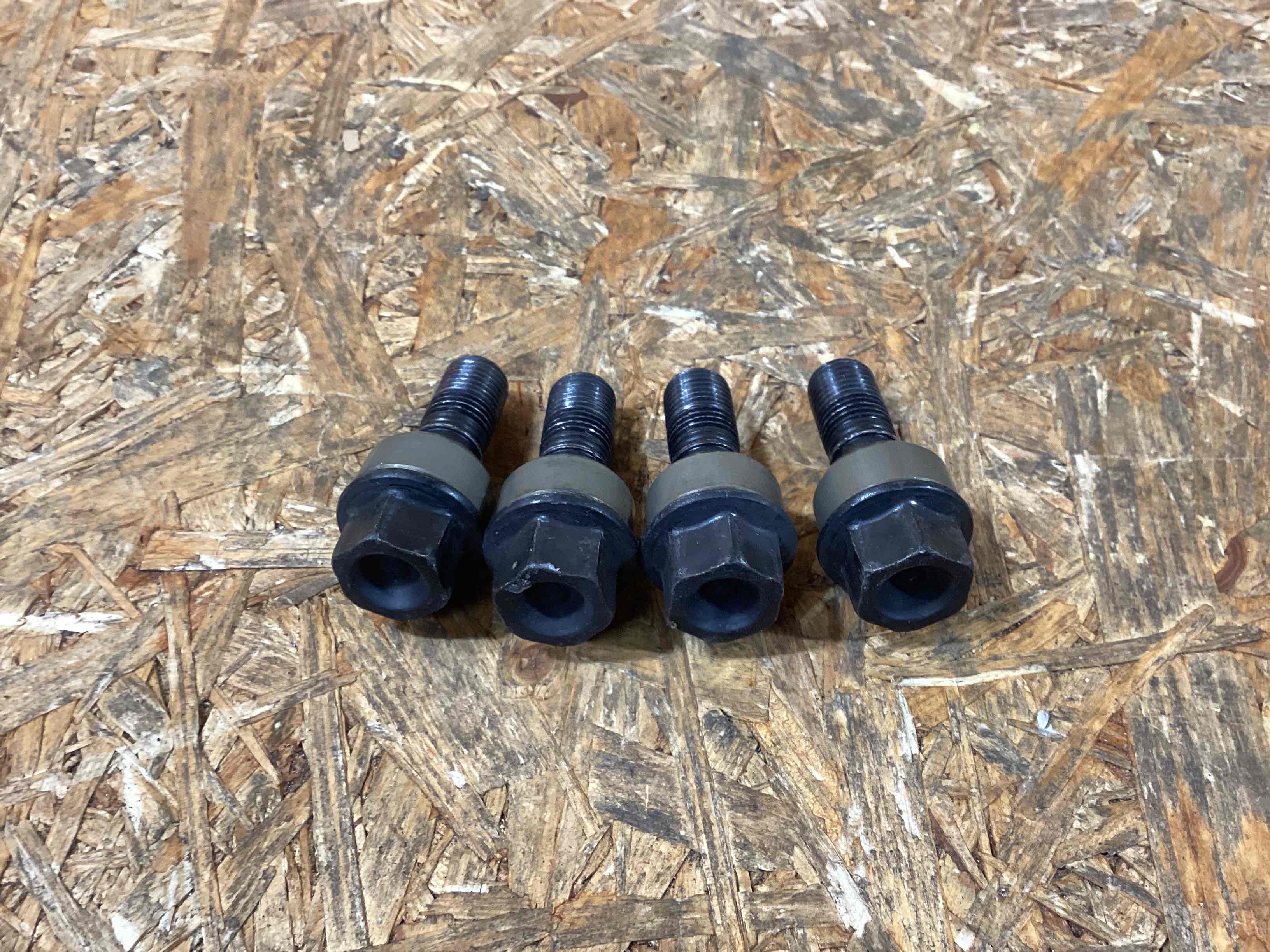 Колесо запасное, держатель, кронштейн, обшивка Porsche Cayenne 280126-103