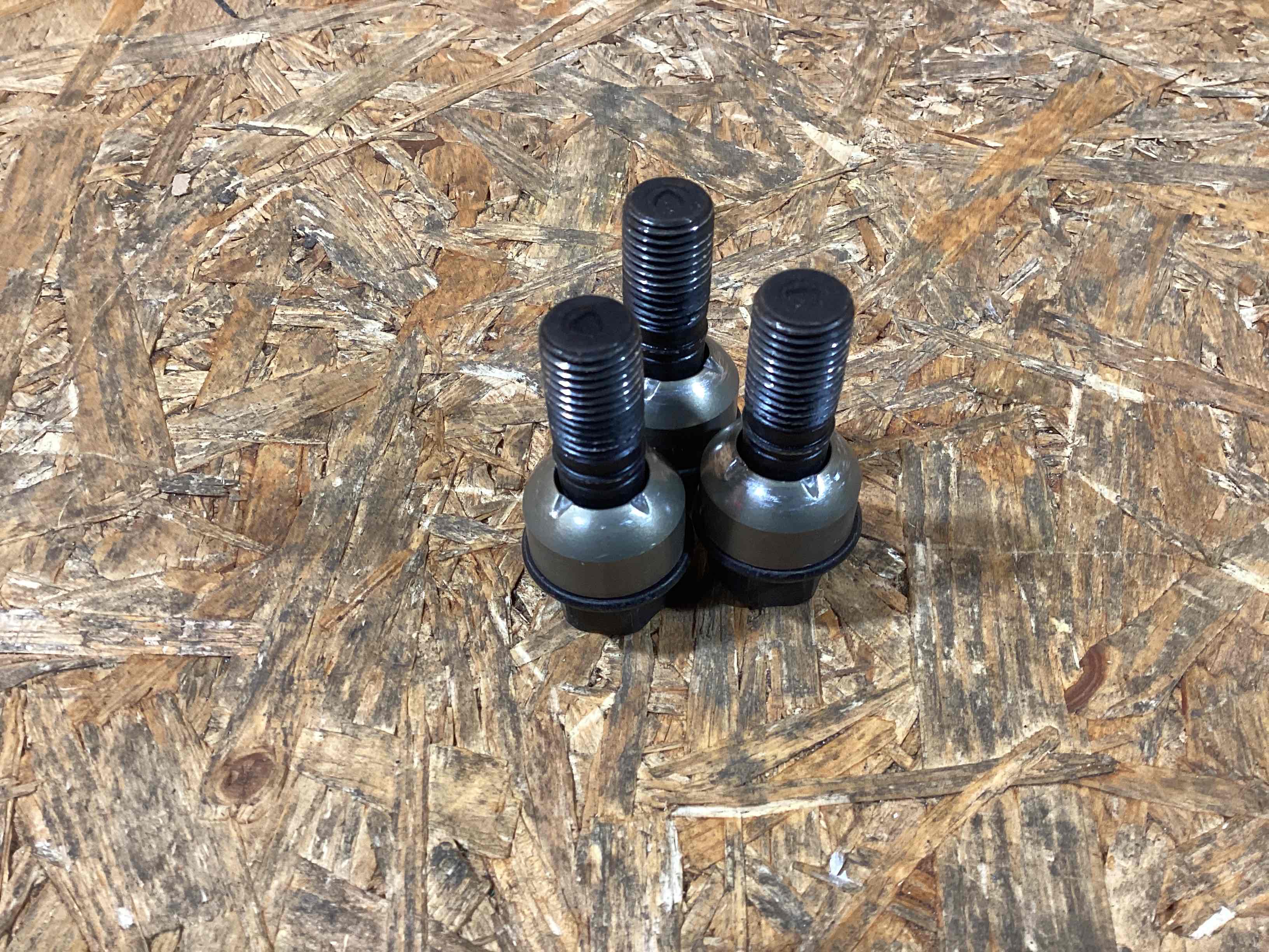 Колесо запасное, держатель, кронштейн, обшивка Porsche Cayenne 280126-104