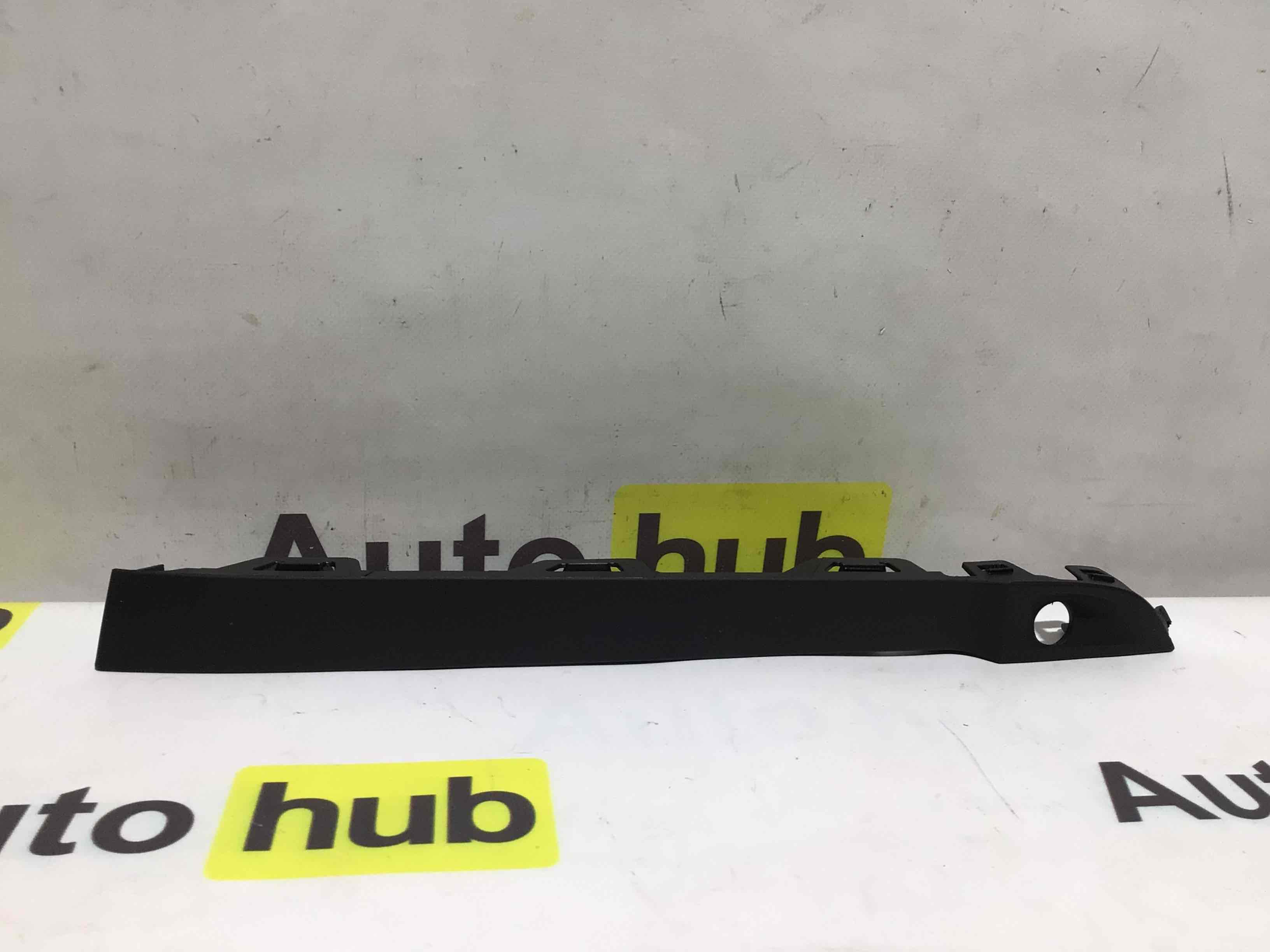 Заглушка, вставка (решетка) в бампер Porsche Macan 280426-020