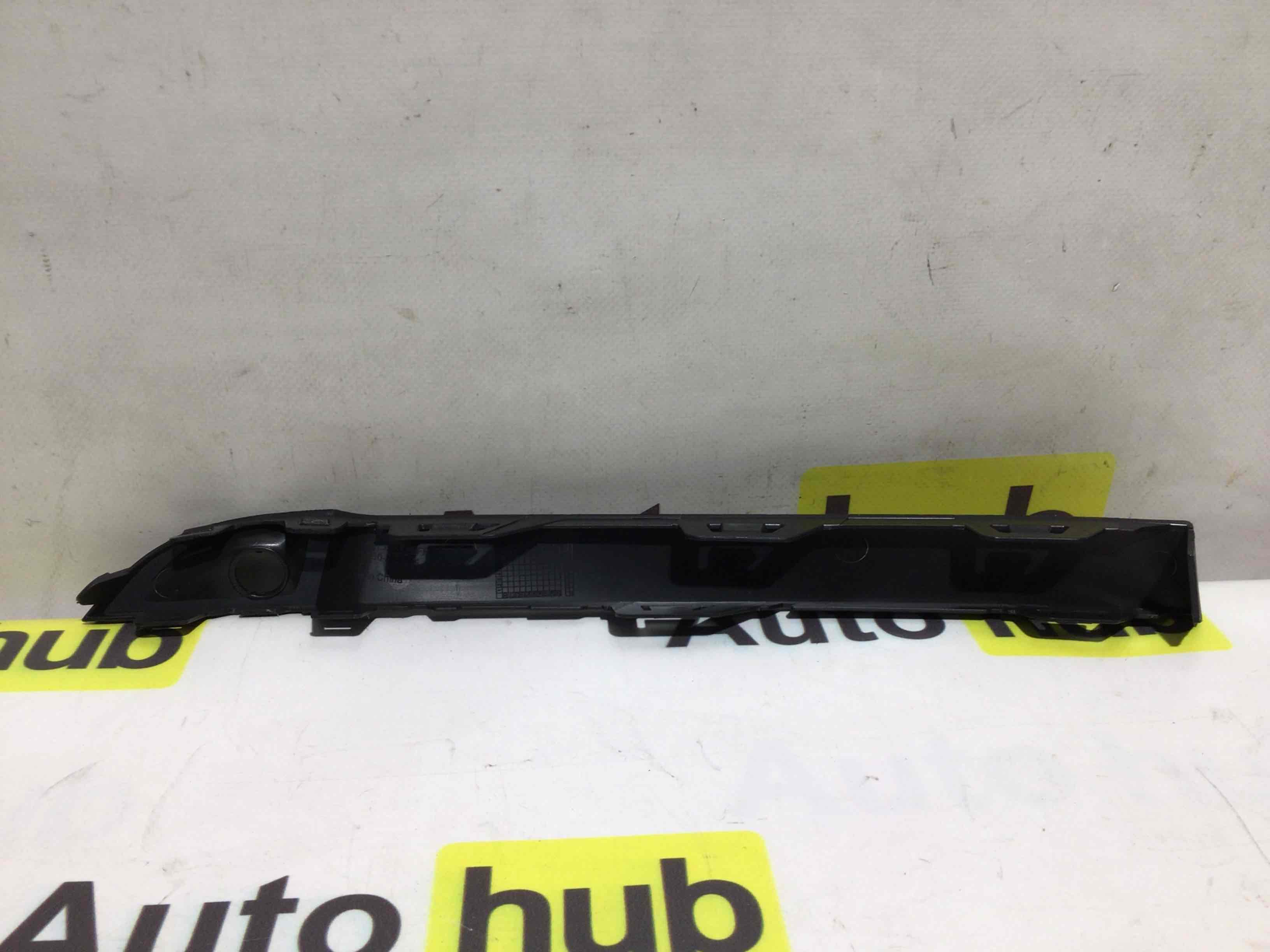 Заглушка, вставка (решетка) в бампер Porsche Macan 280426-021