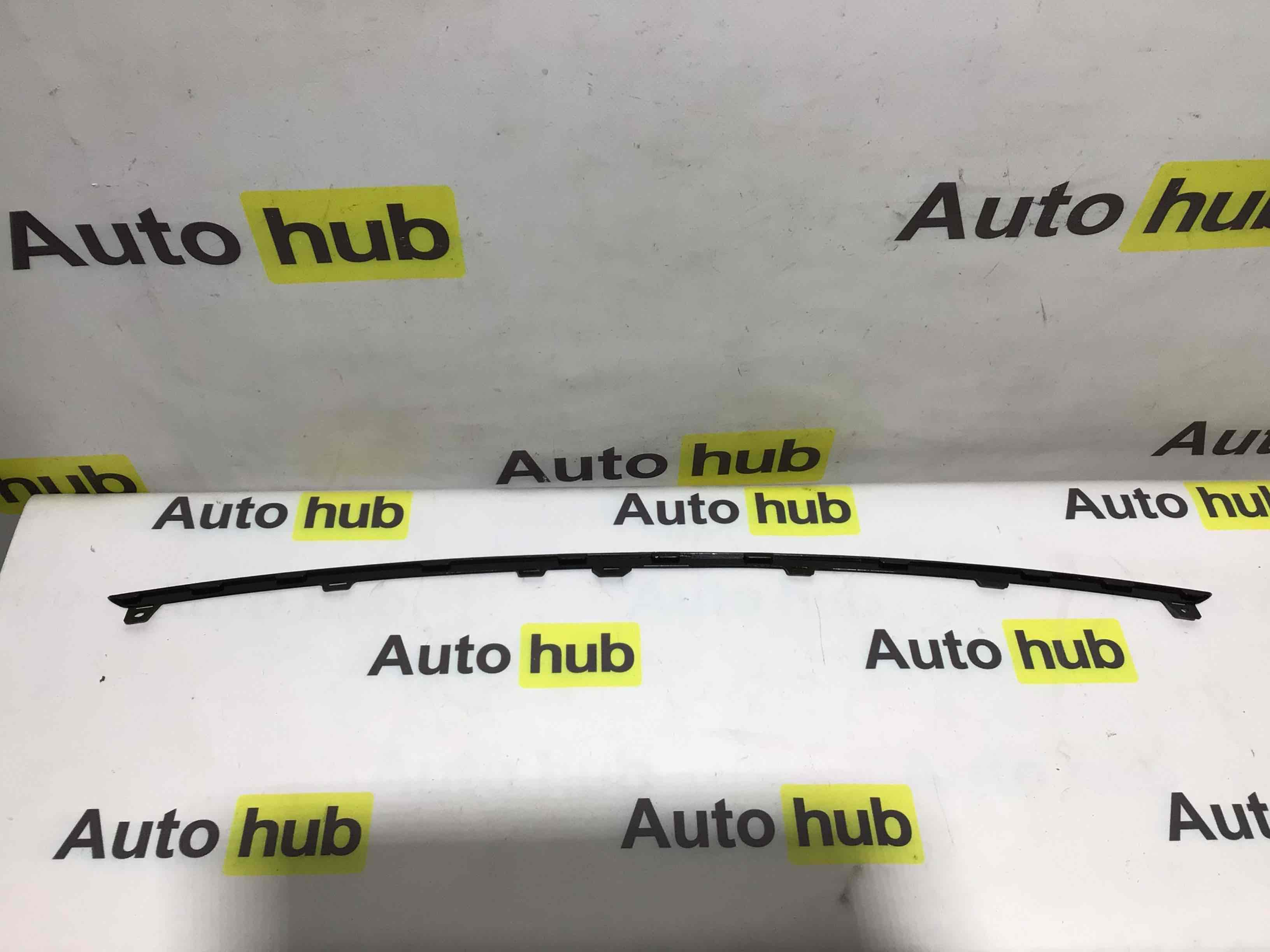 Заглушка, вставка (решетка) в бампер Porsche Cayenne 280426-022