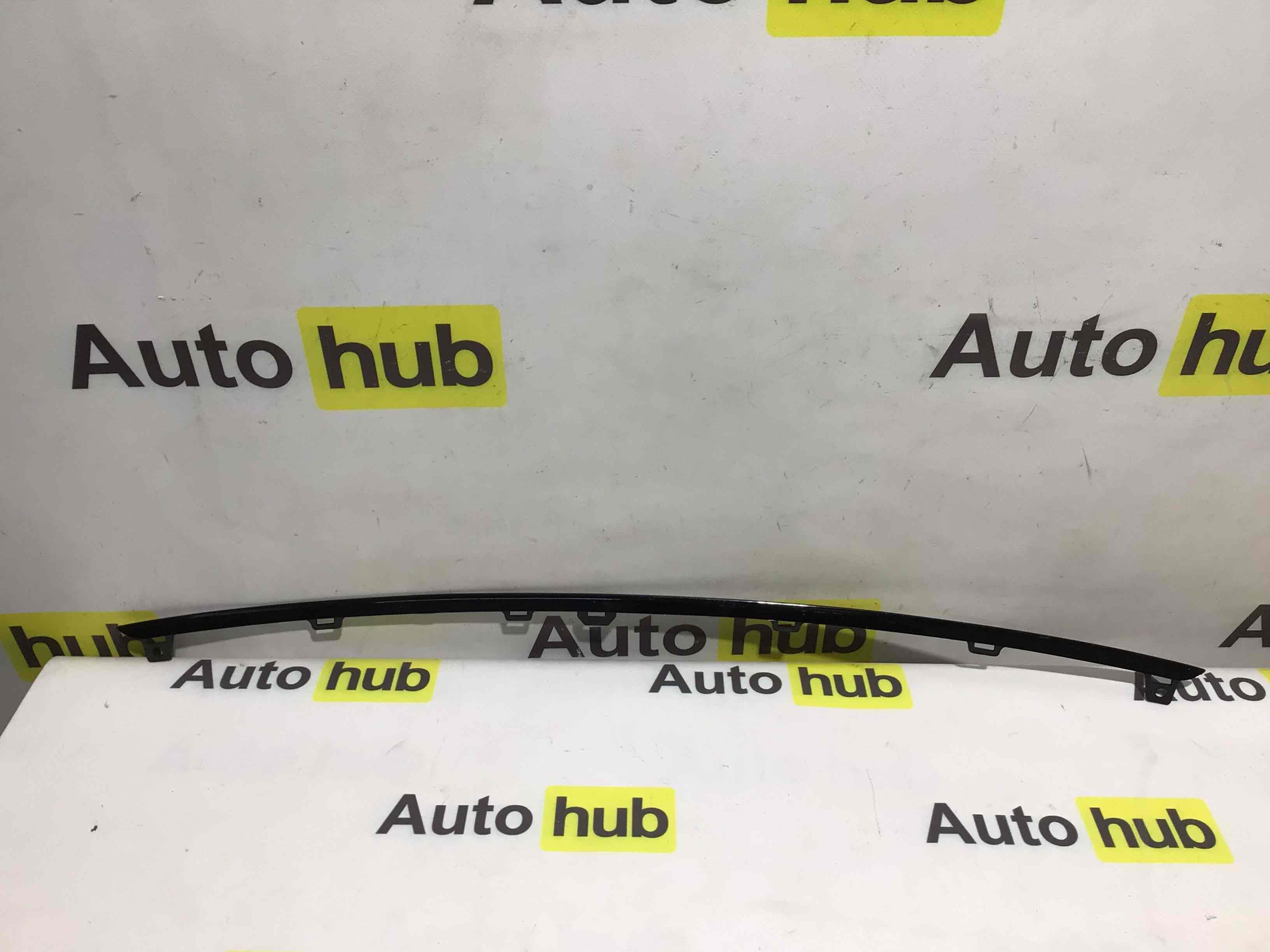 Заглушка, вставка (решетка) в бампер Porsche Cayenne 280426-027