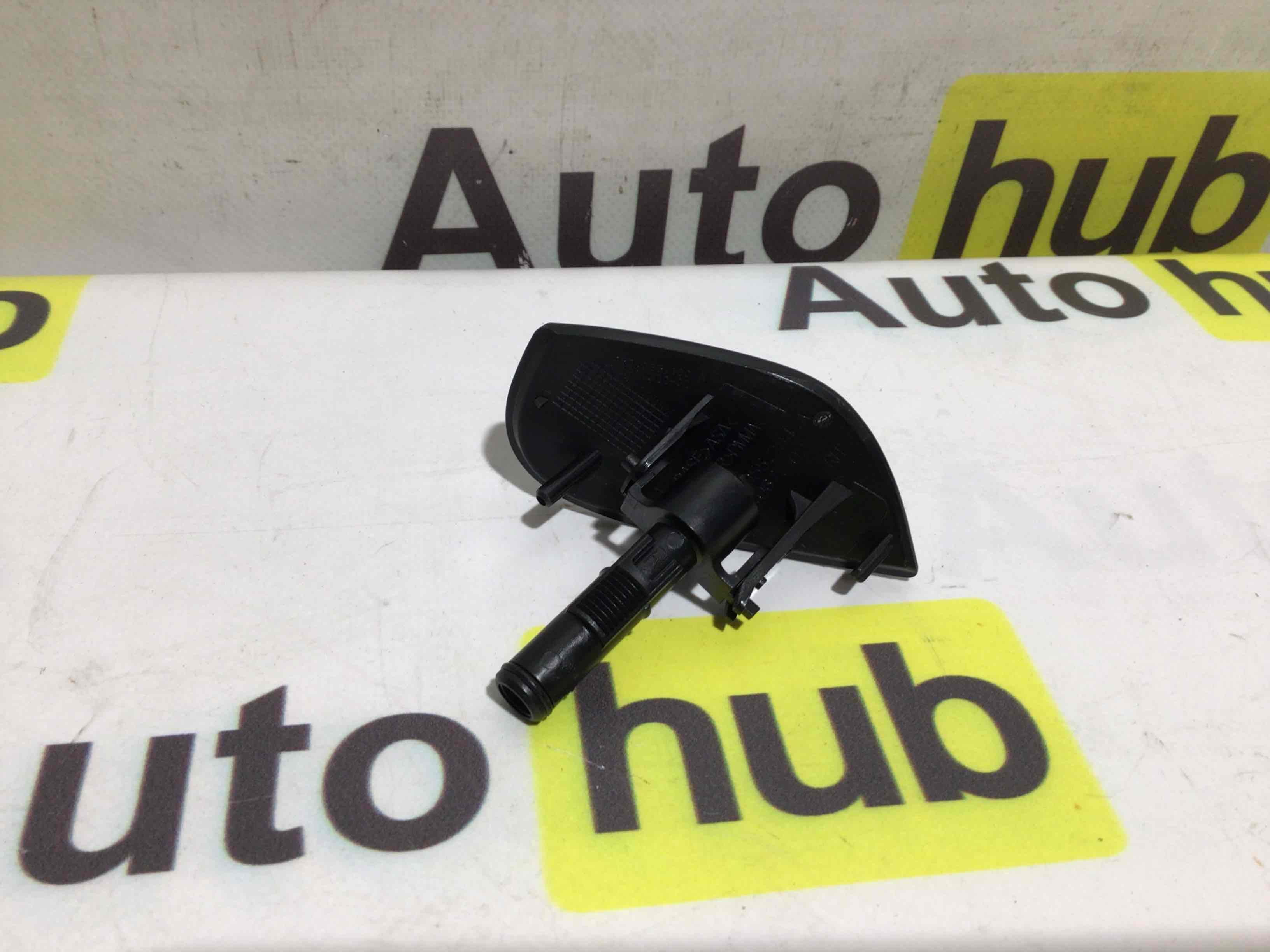 Форсунка омывателя, насос омывателя Porsche Macan 280426-030