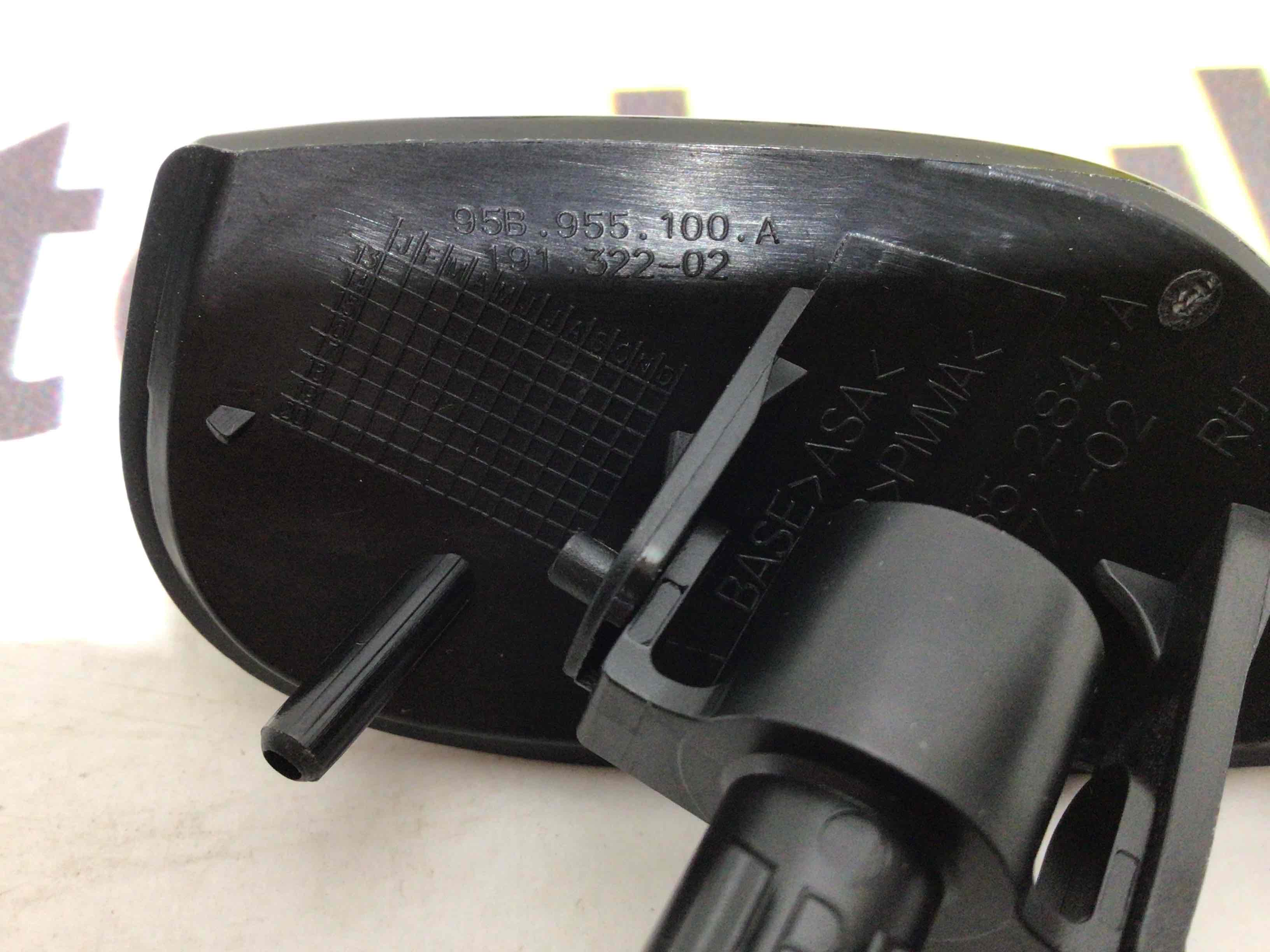 Форсунка омывателя, насос омывателя Porsche Macan 280426-030