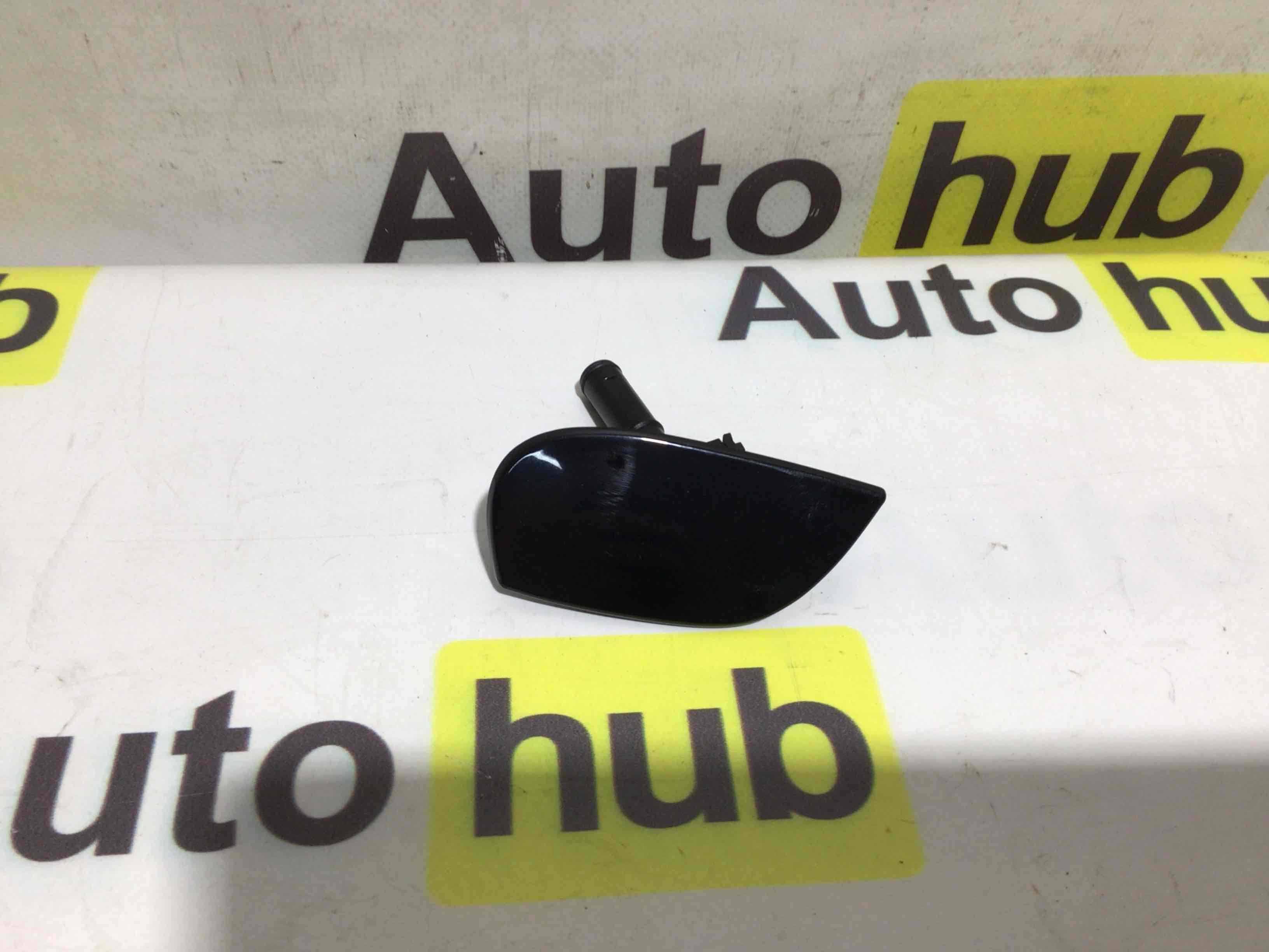 Форсунка омывателя, насос омывателя Porsche Macan 280426-031