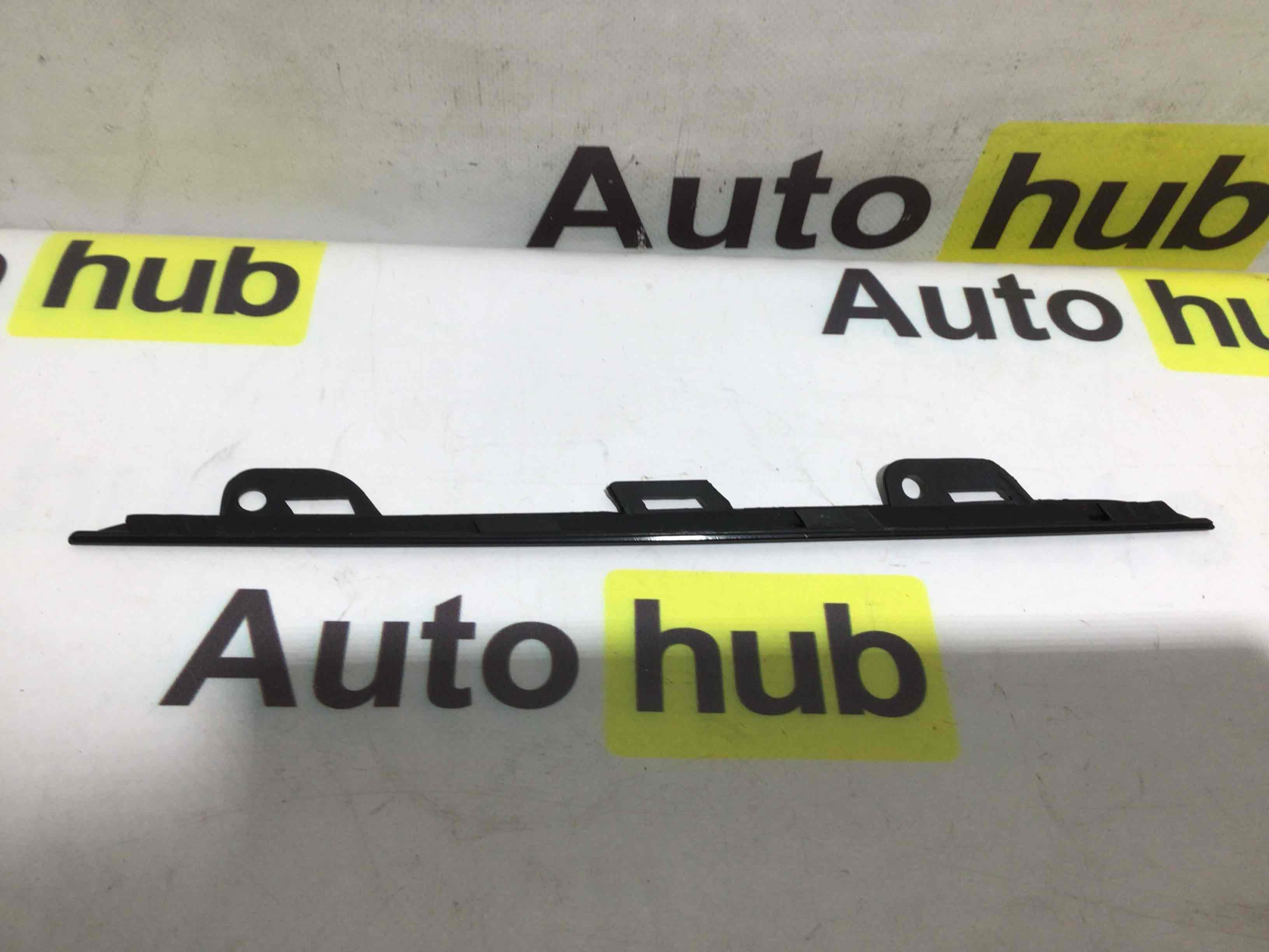 Заглушка, вставка (решетка) в бампер Porsche Cayenne 280426-040