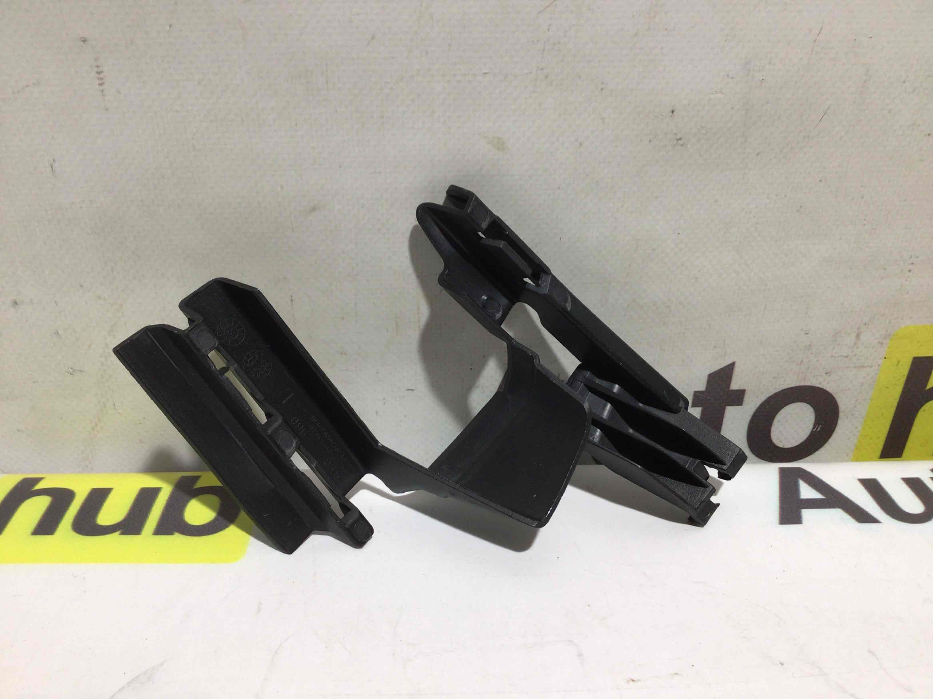 Заглушка, вставка (решетка) в бампер Porsche Cayenne 280426-049