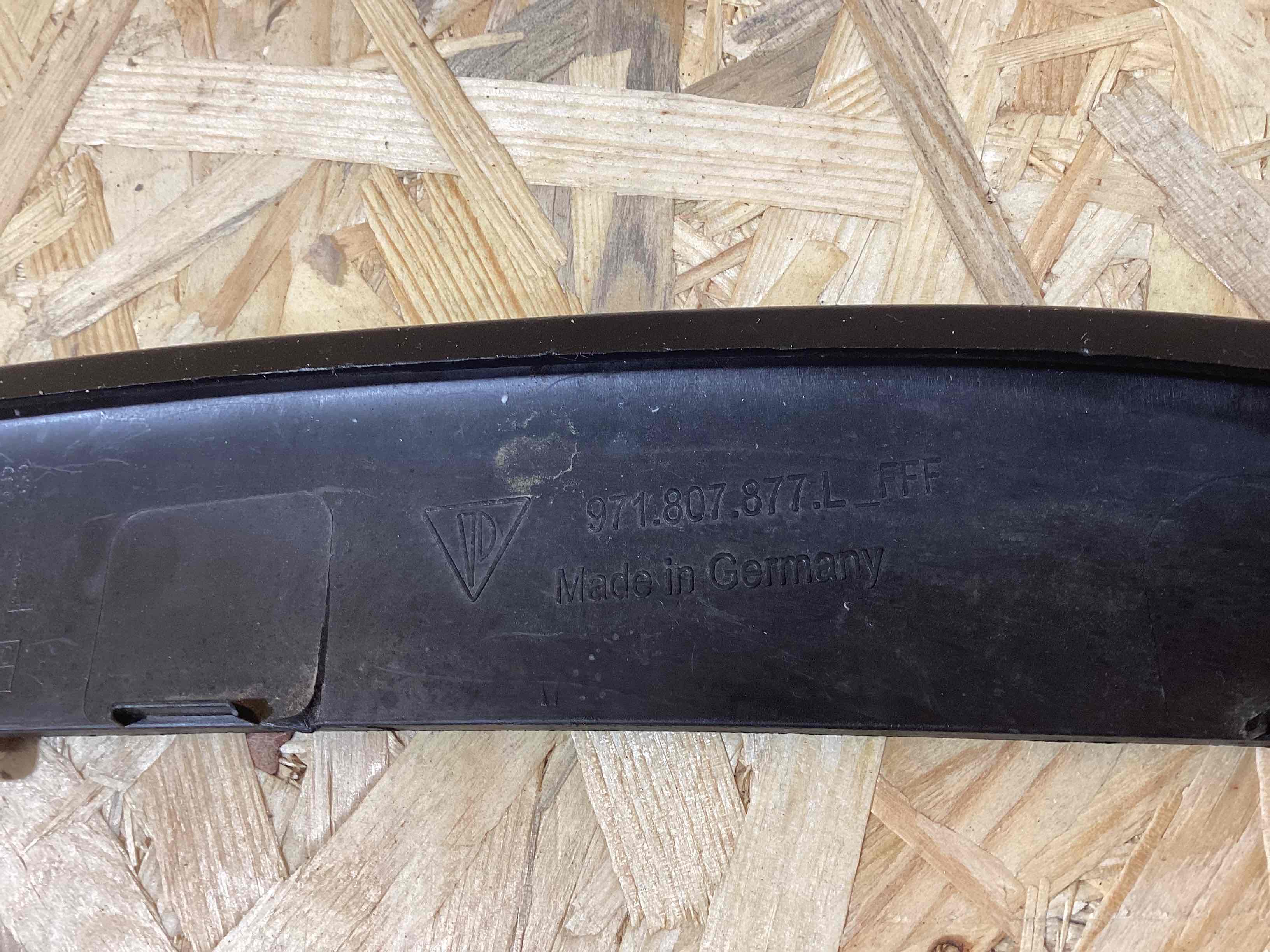 Заглушка, вставка (решетка) в бампер Porsche Panamera 280426-107