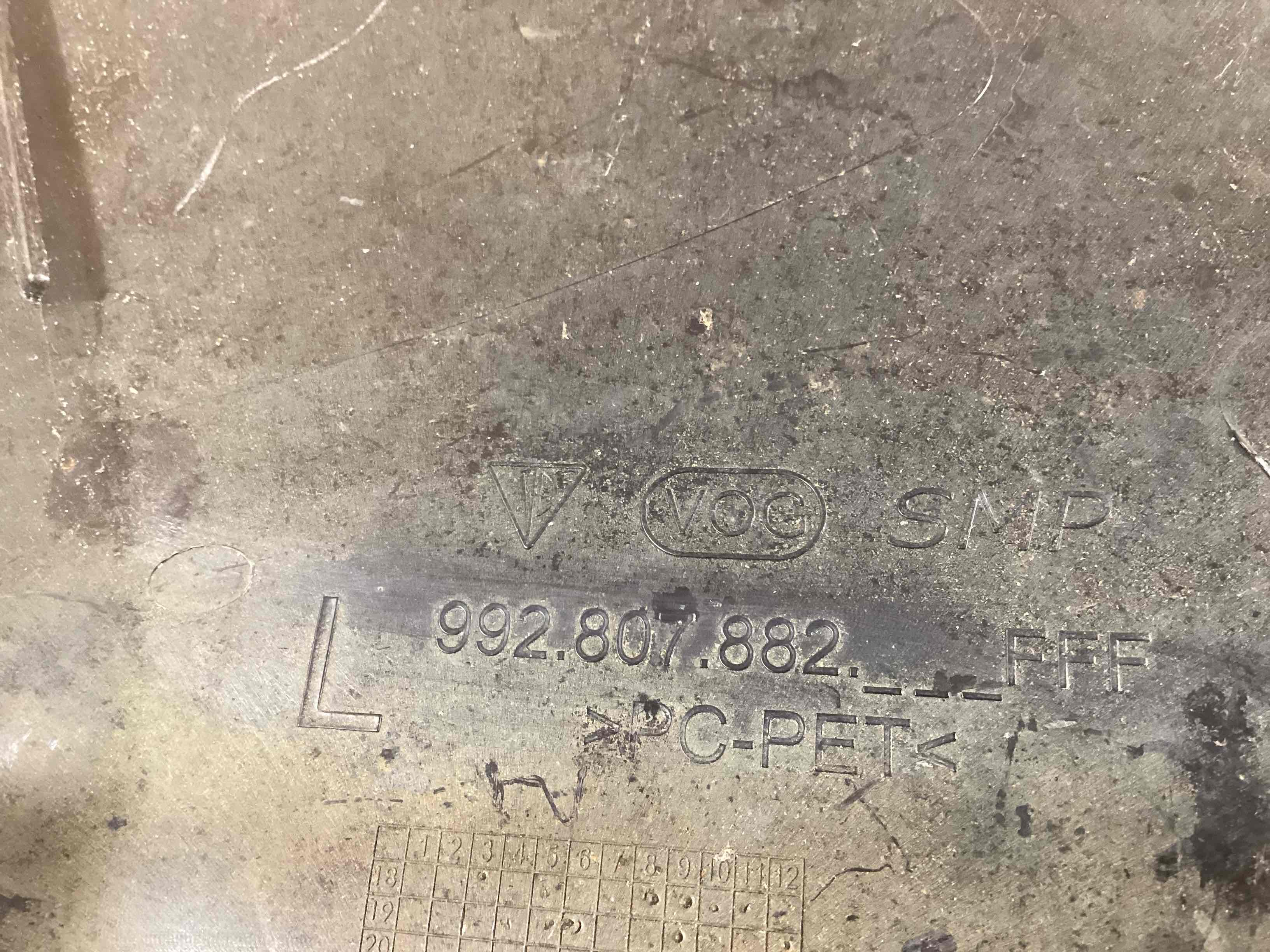 Заглушка, вставка (решетка) в бампер Porsche 911 280426-115