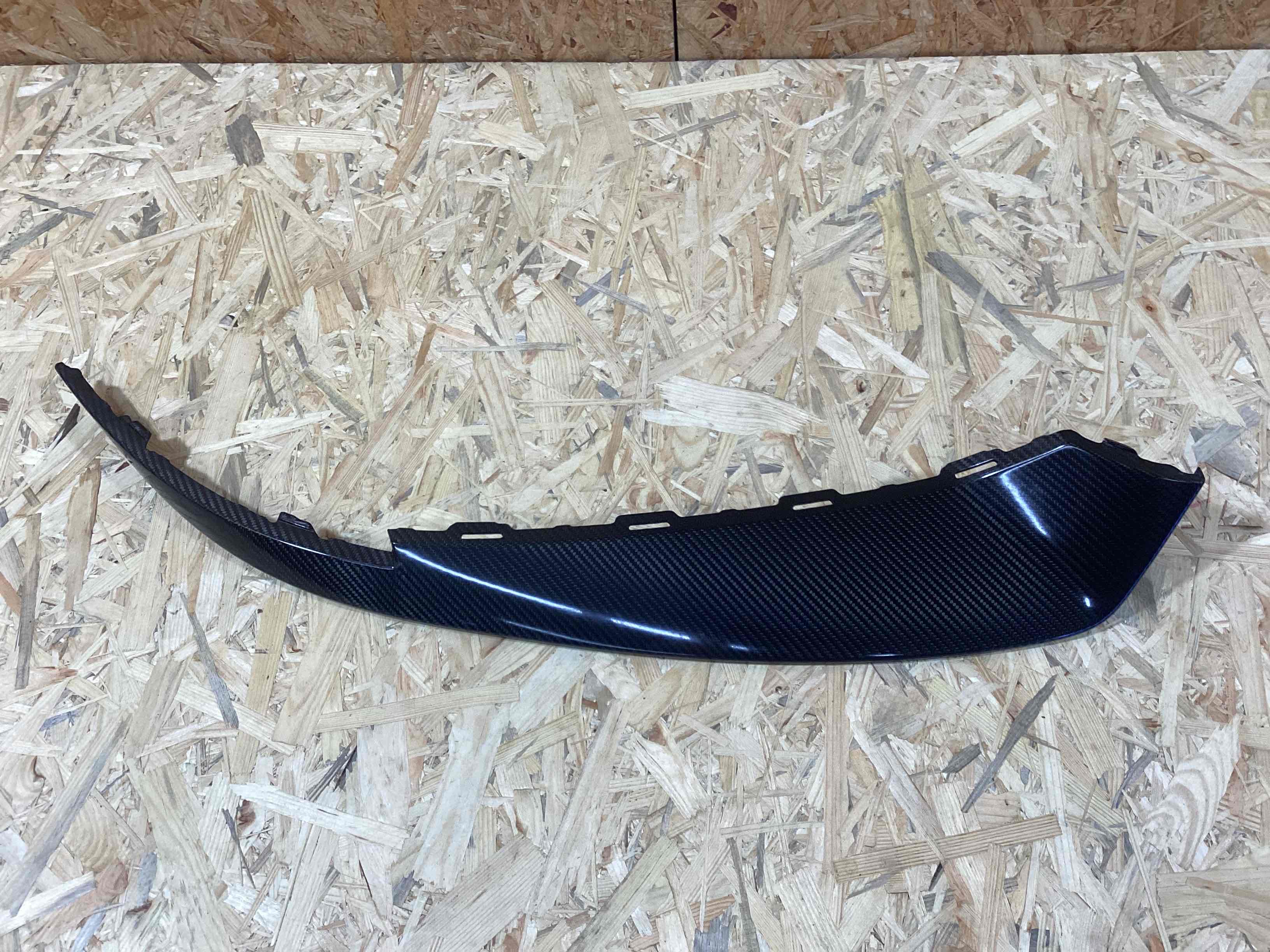 Заглушка, вставка (решетка) в бампер Porsche Taycan 280426-116