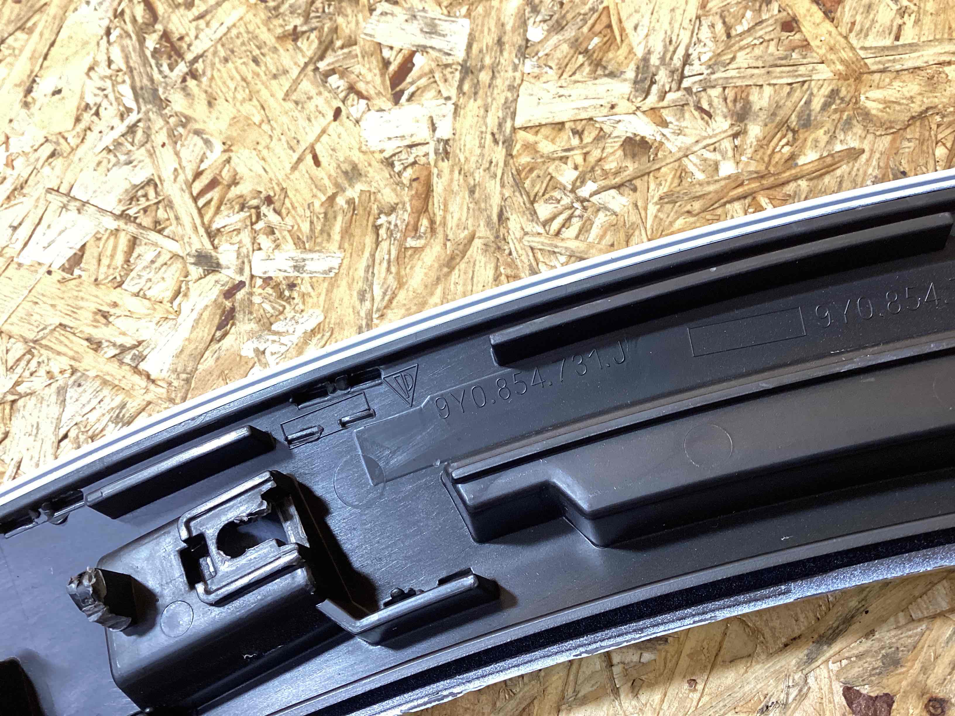 Молдинг арки, накладка на арку Porsche Cayenne 281025-106