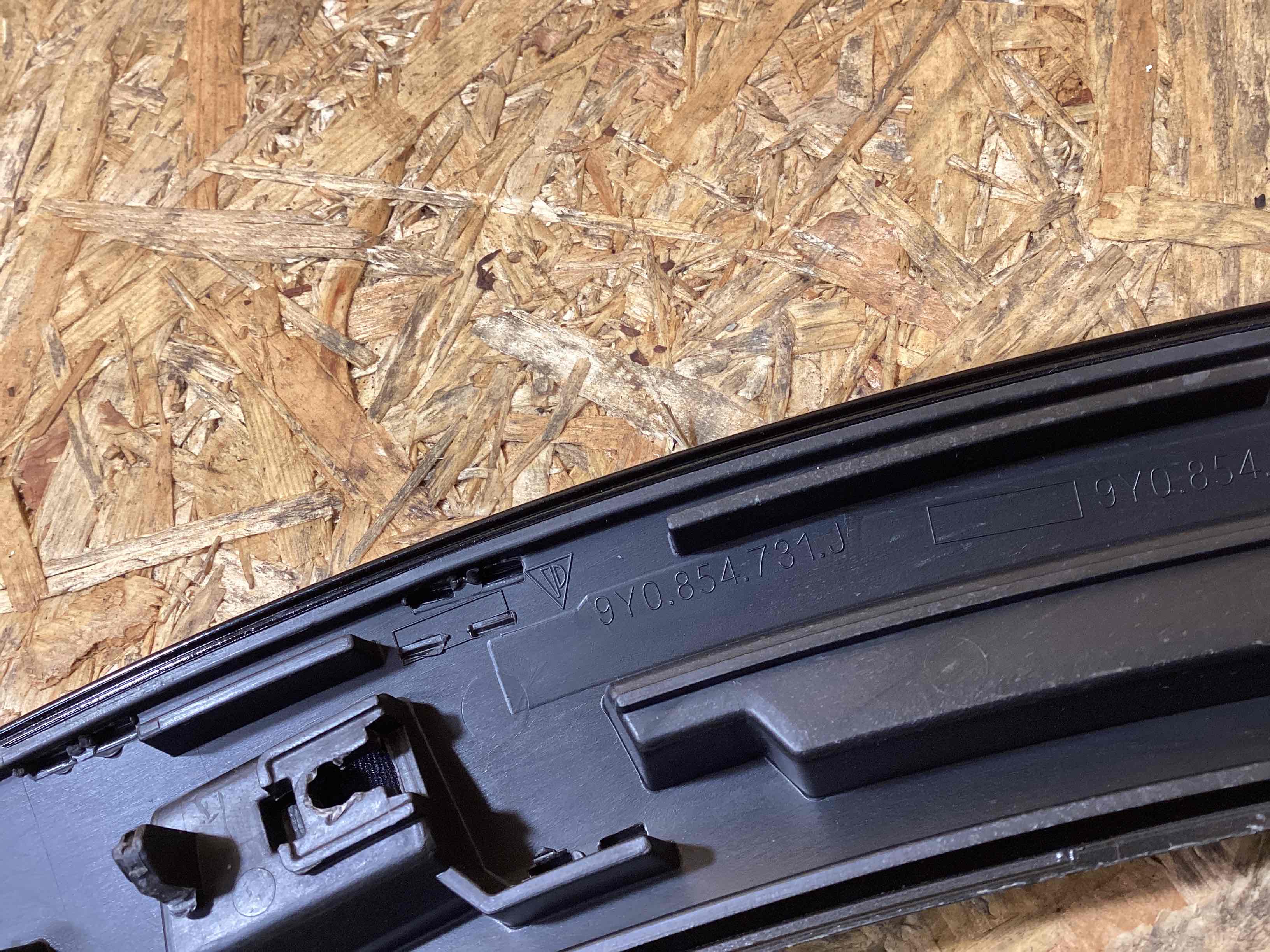 Молдинг арки, накладка на арку Porsche Cayenne 281025-107