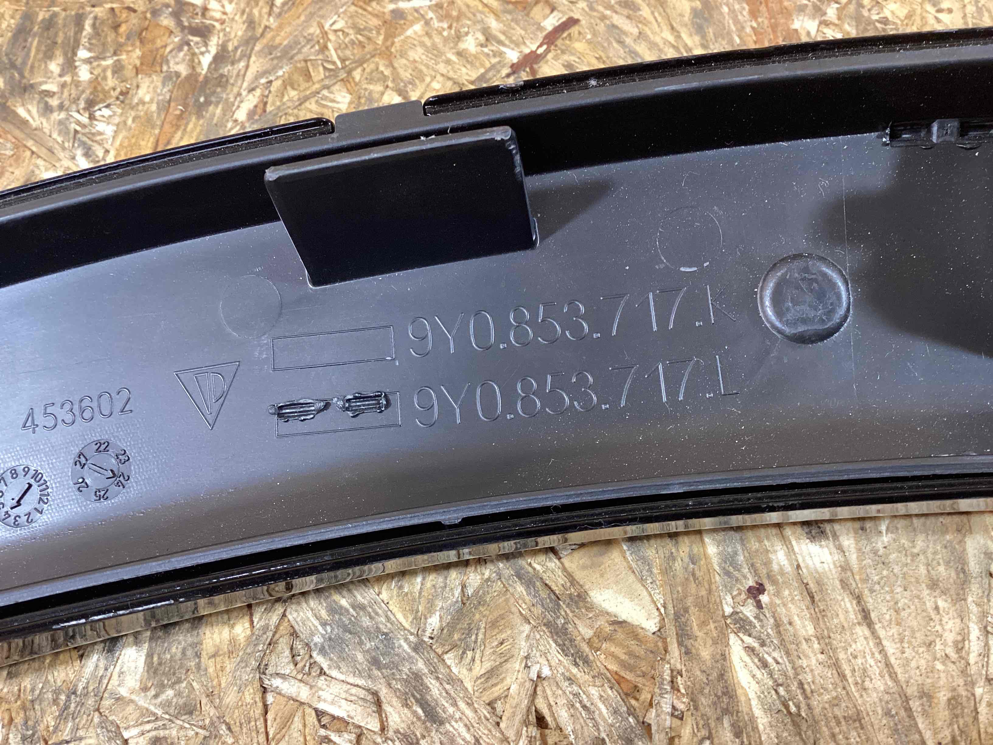 Молдинг арки, накладка на арку Porsche Cayenne 281025-113