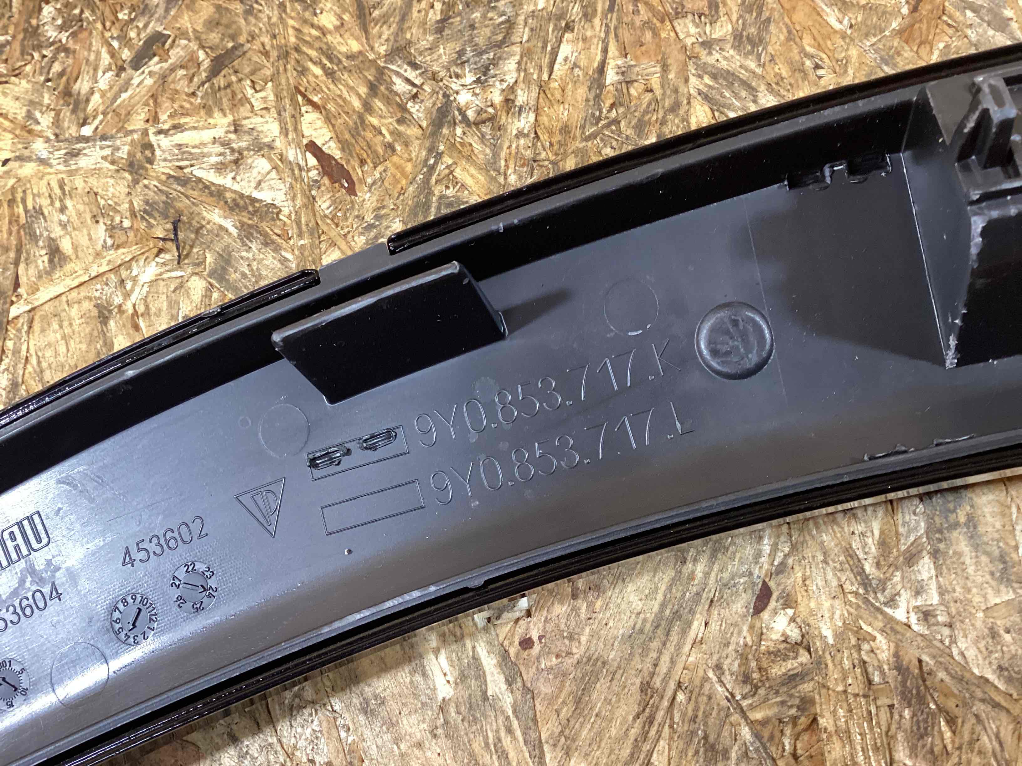 Молдинг арки, накладка на арку Porsche Cayenne 281025-118