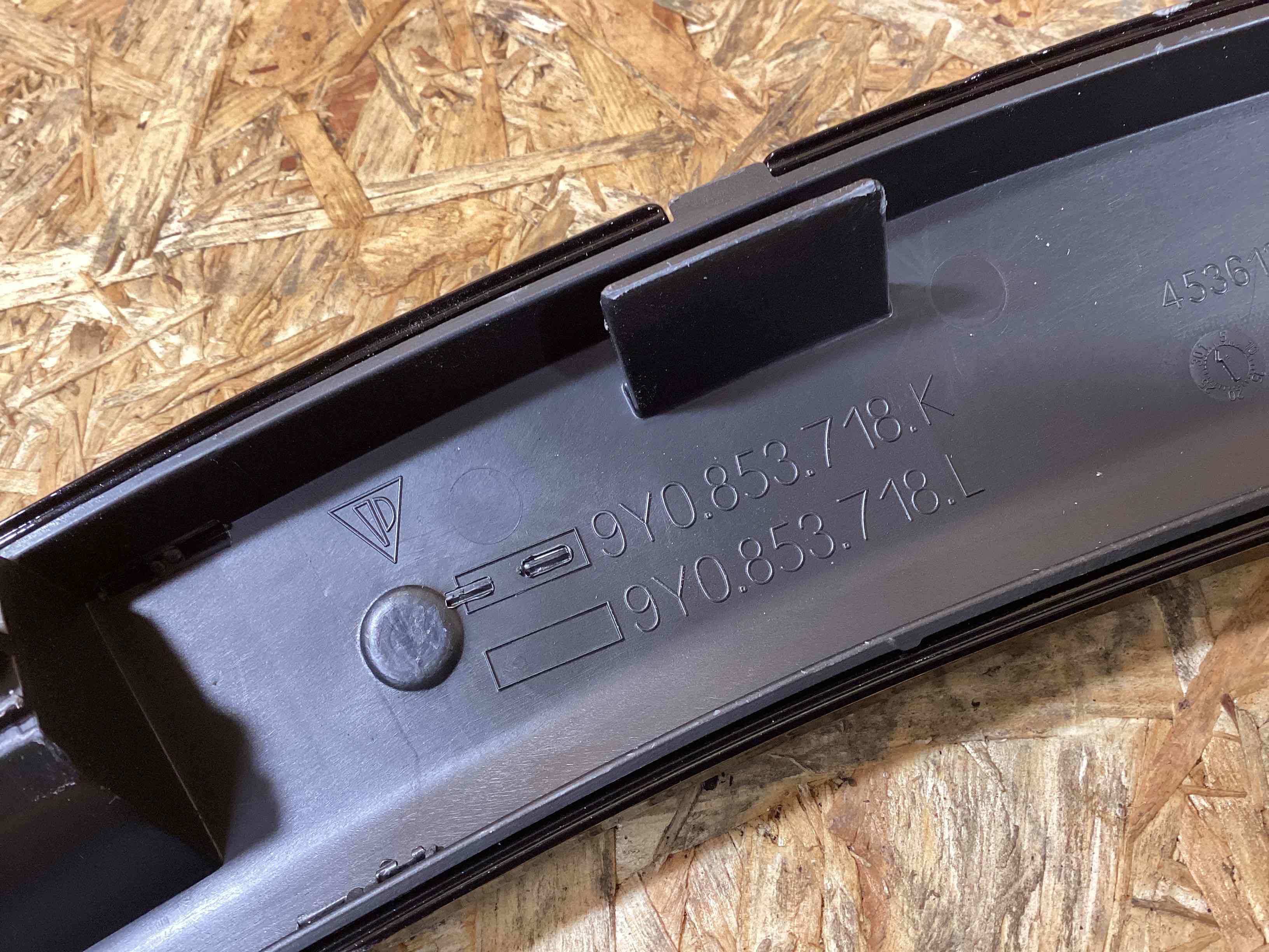 Молдинг арки, накладка на арку Porsche Cayenne 281025-120