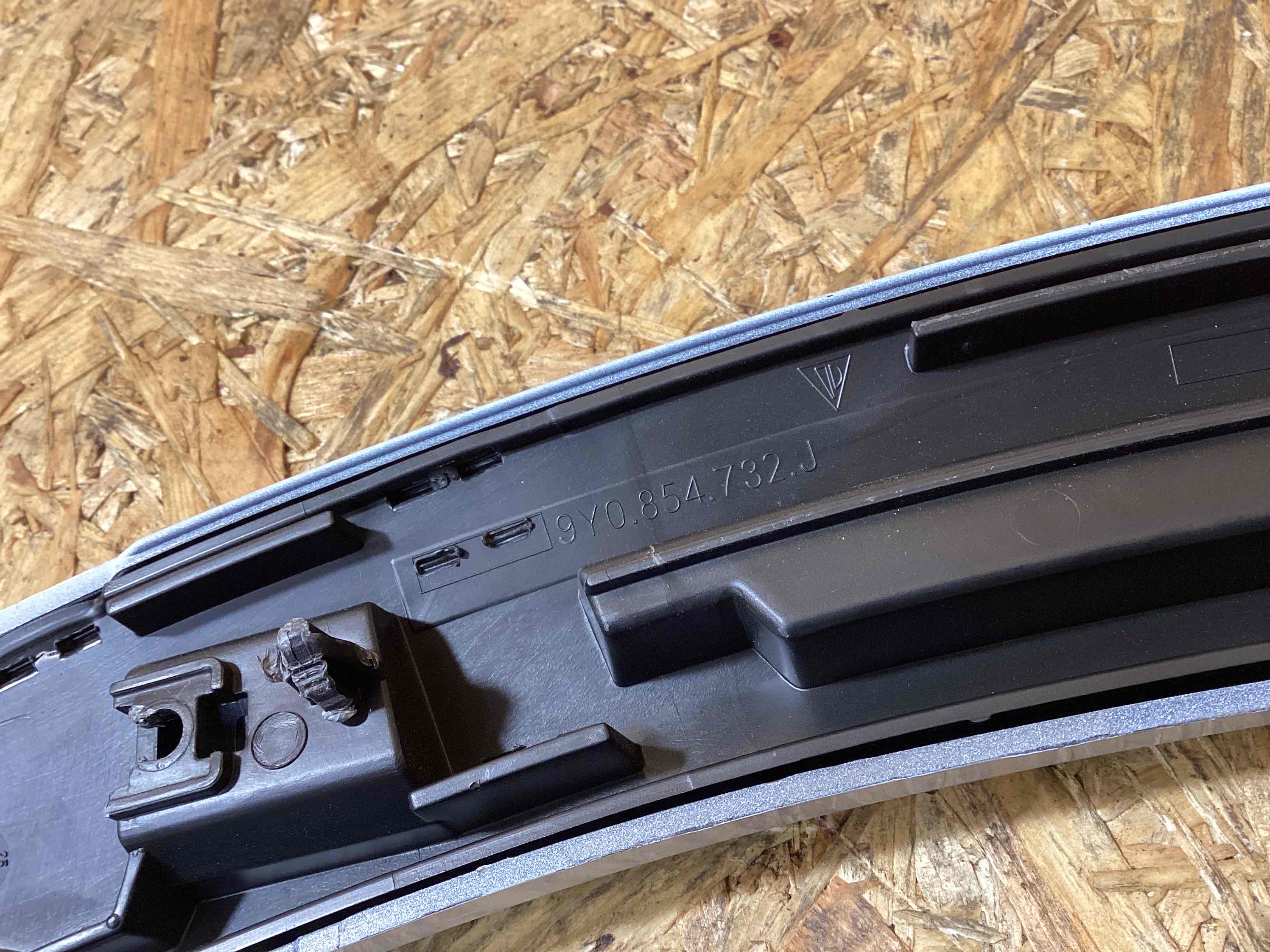 Молдинг арки, накладка на арку Porsche Cayenne 281025-124