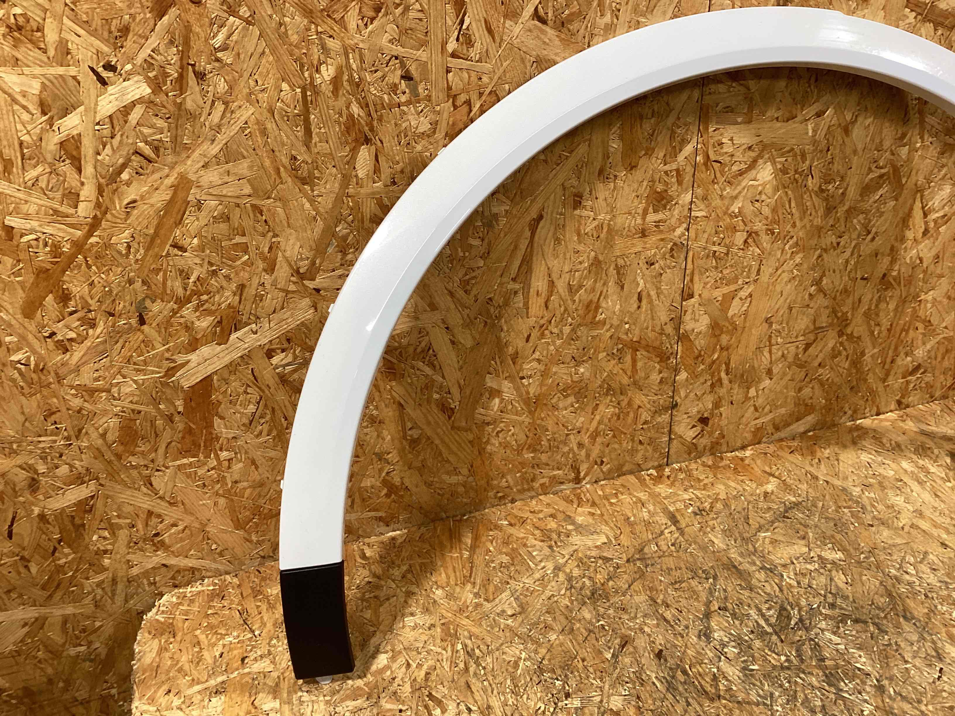 Молдинг арки, накладка на арку Porsche Cayenne 281025-131