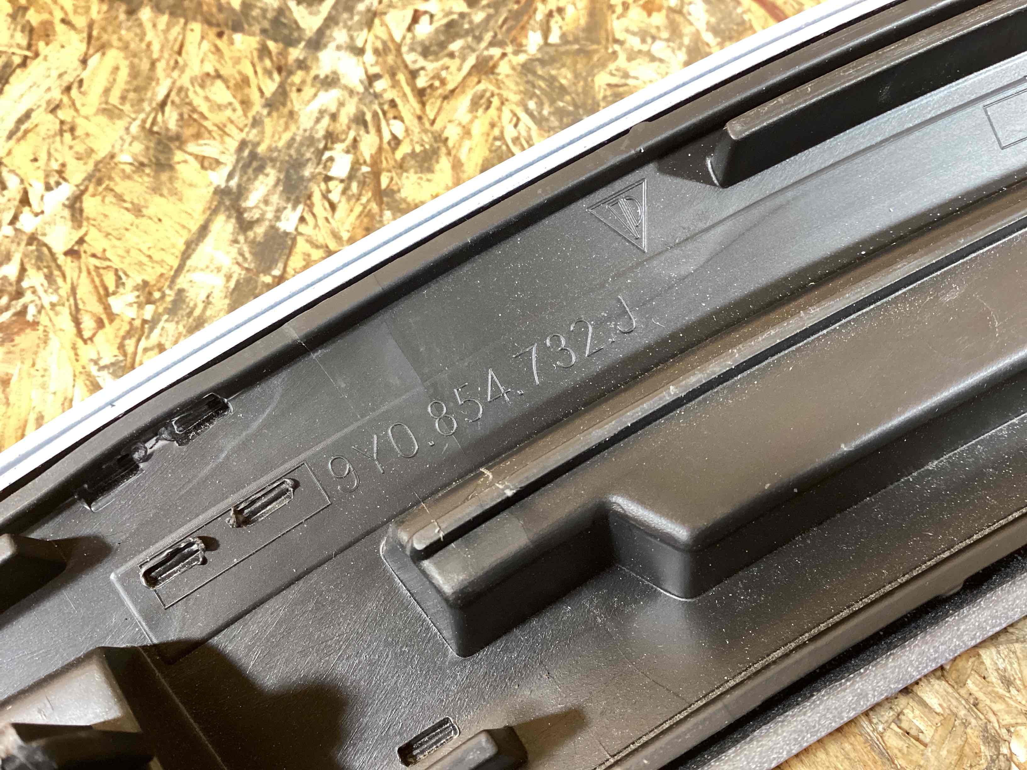 Молдинг арки, накладка на арку Porsche Cayenne 281025-131