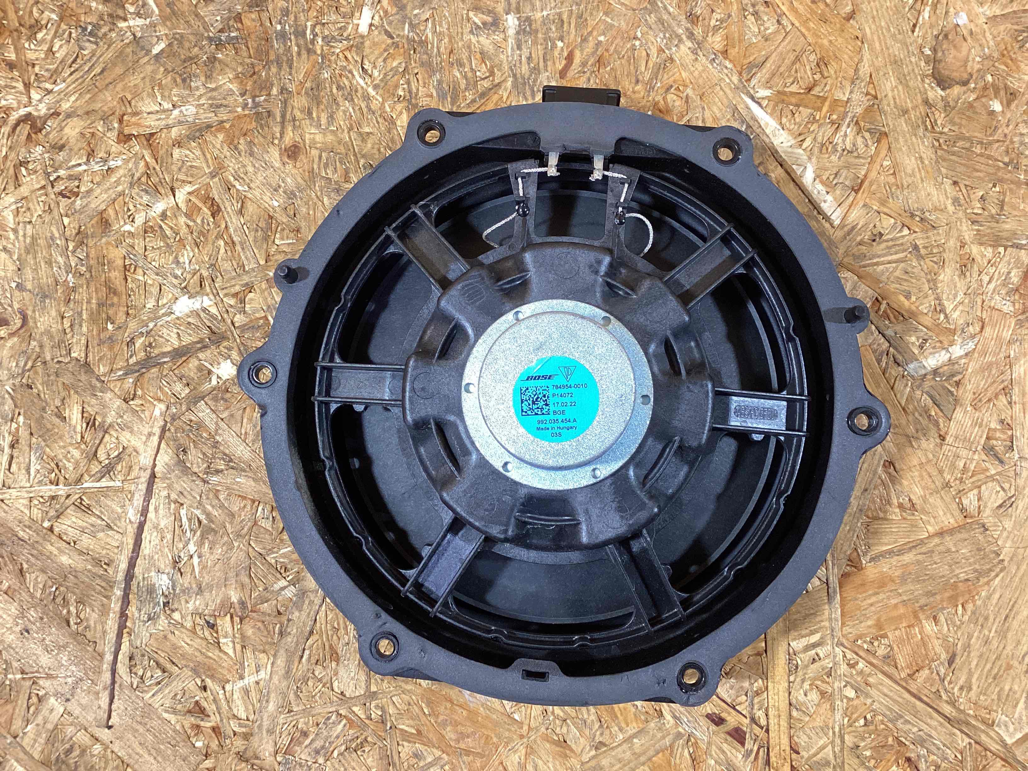 Динамик Porsche 911 281125-102